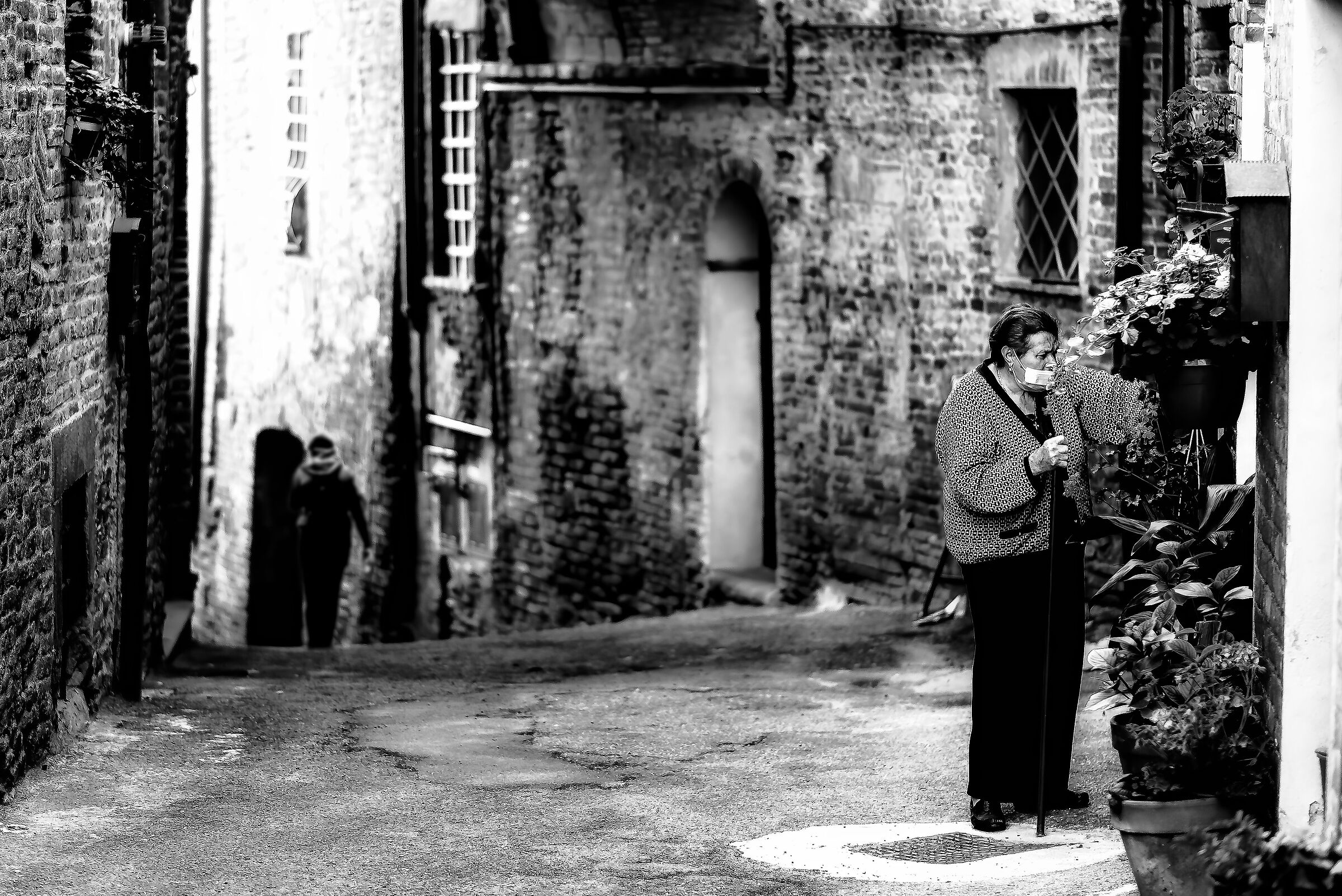 through the streets of the city of the parish church