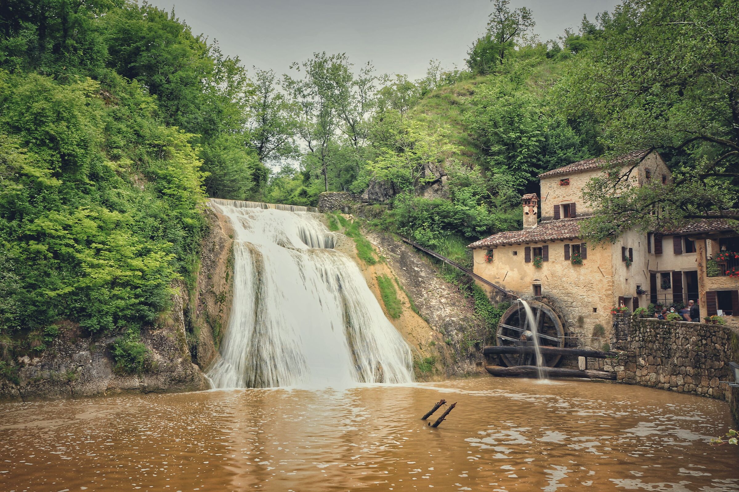 Croda mill