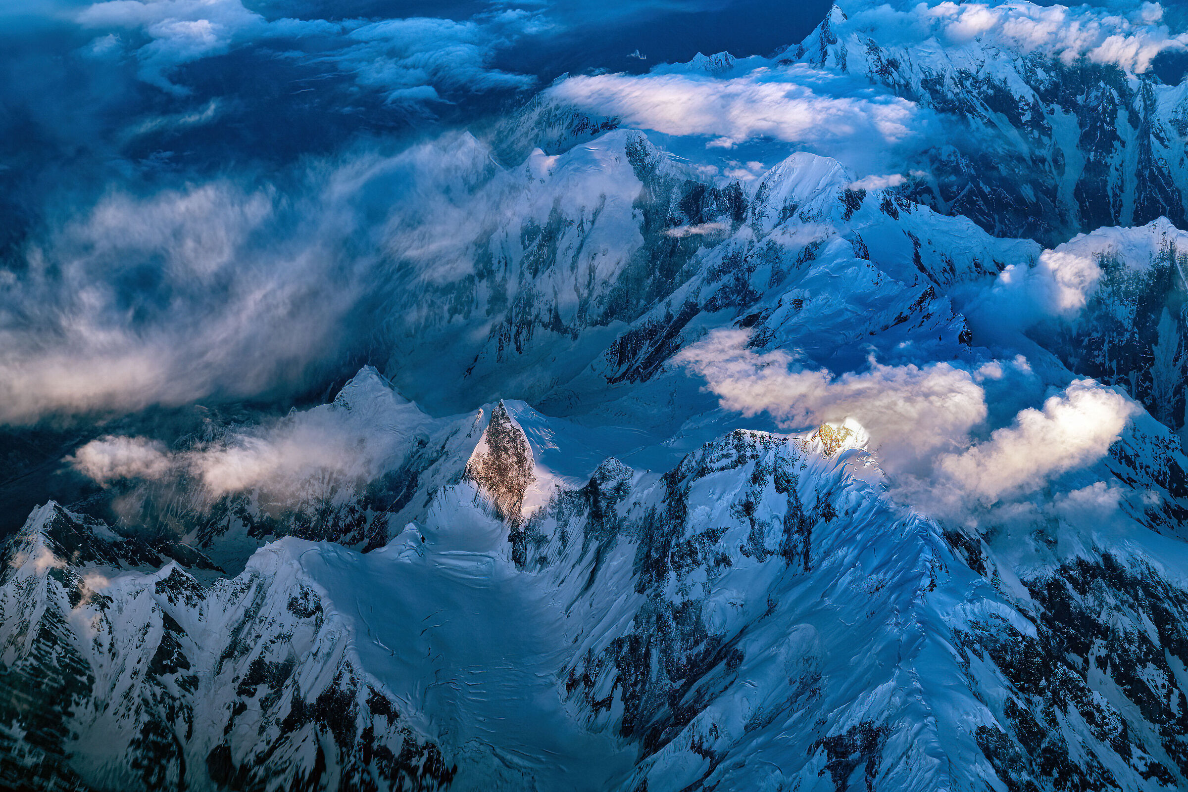 Ultimo raggio sui picchi