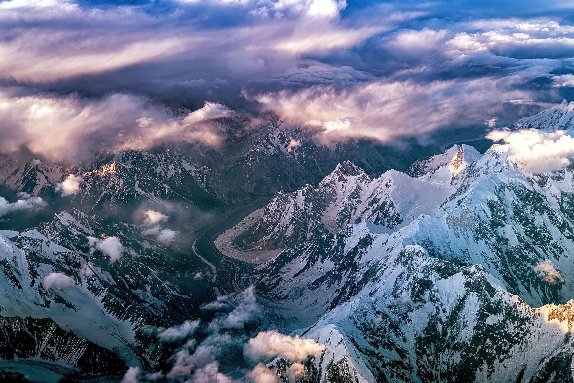 Batura glacier seen from the west