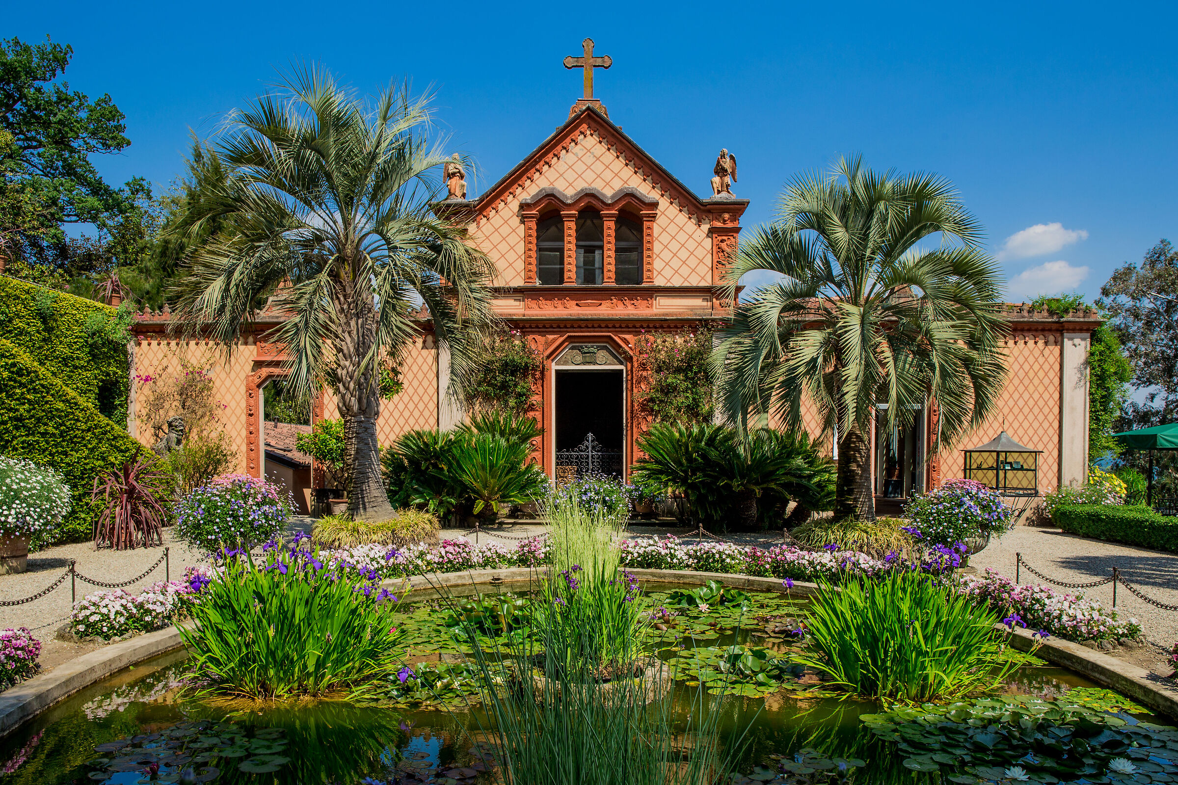 Gardens of The Mother Island - Lake Maggiore