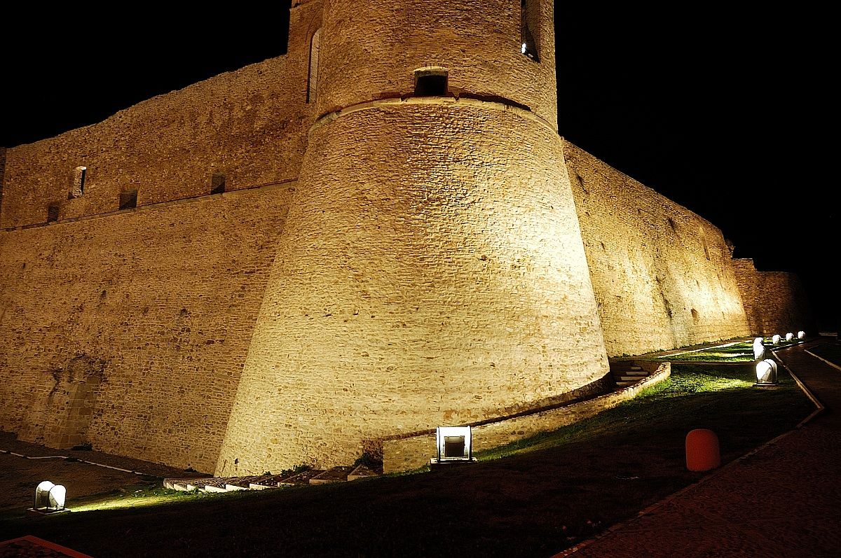 castello aragonese