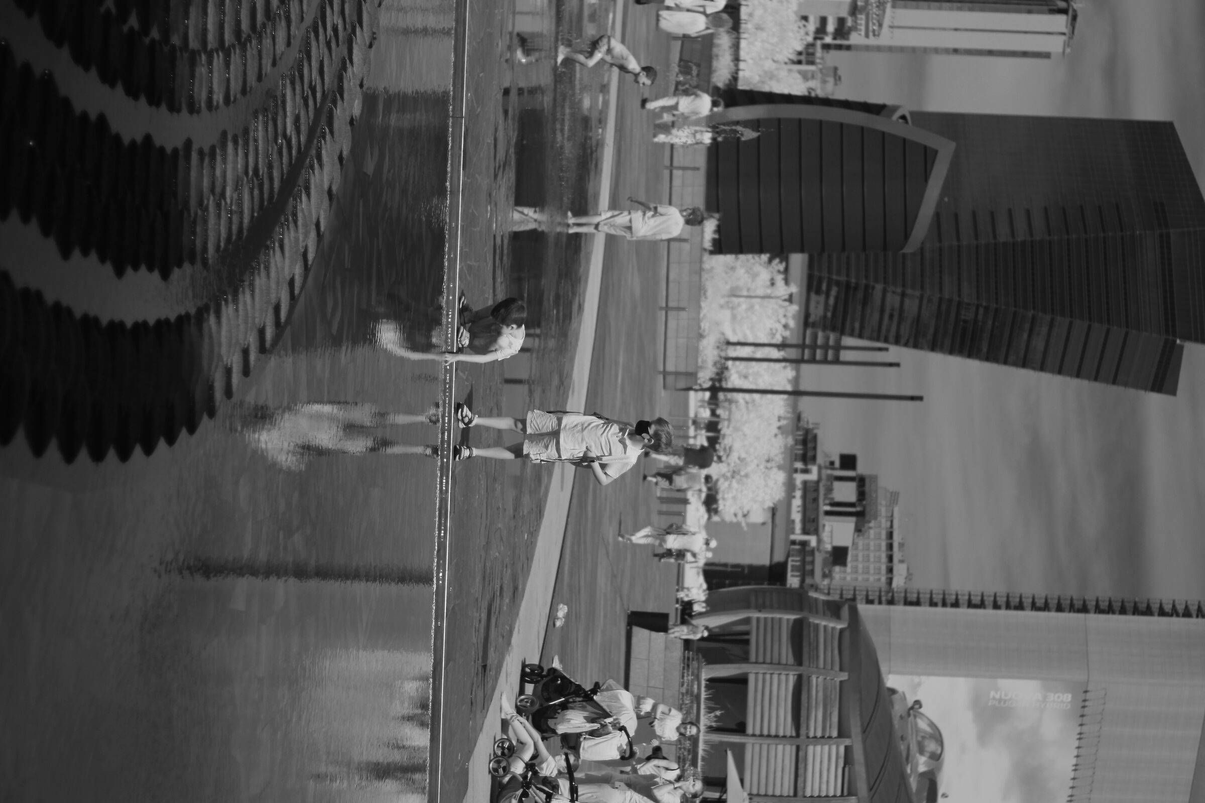 Unreal water reflections