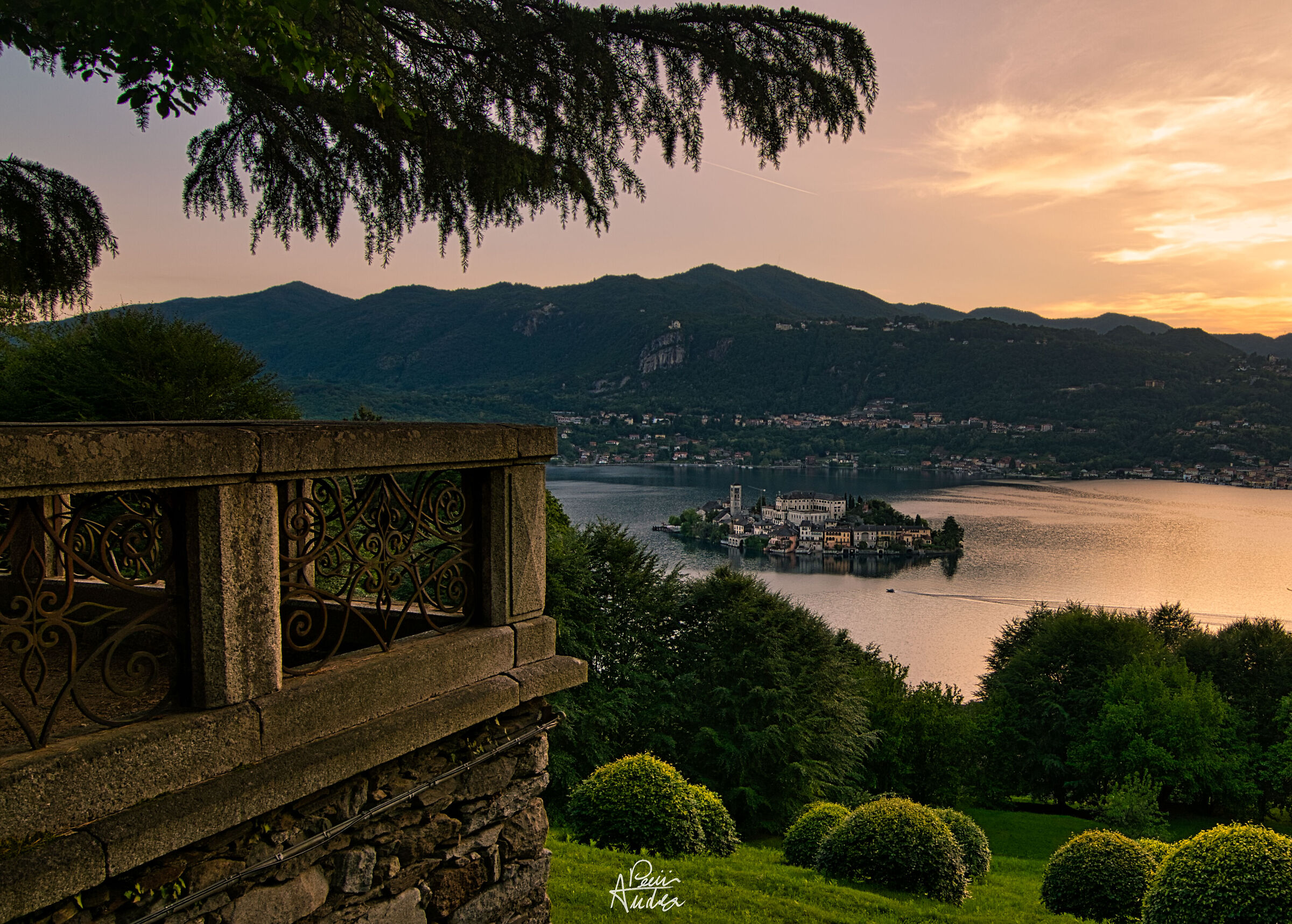 San Giulio incorniciata