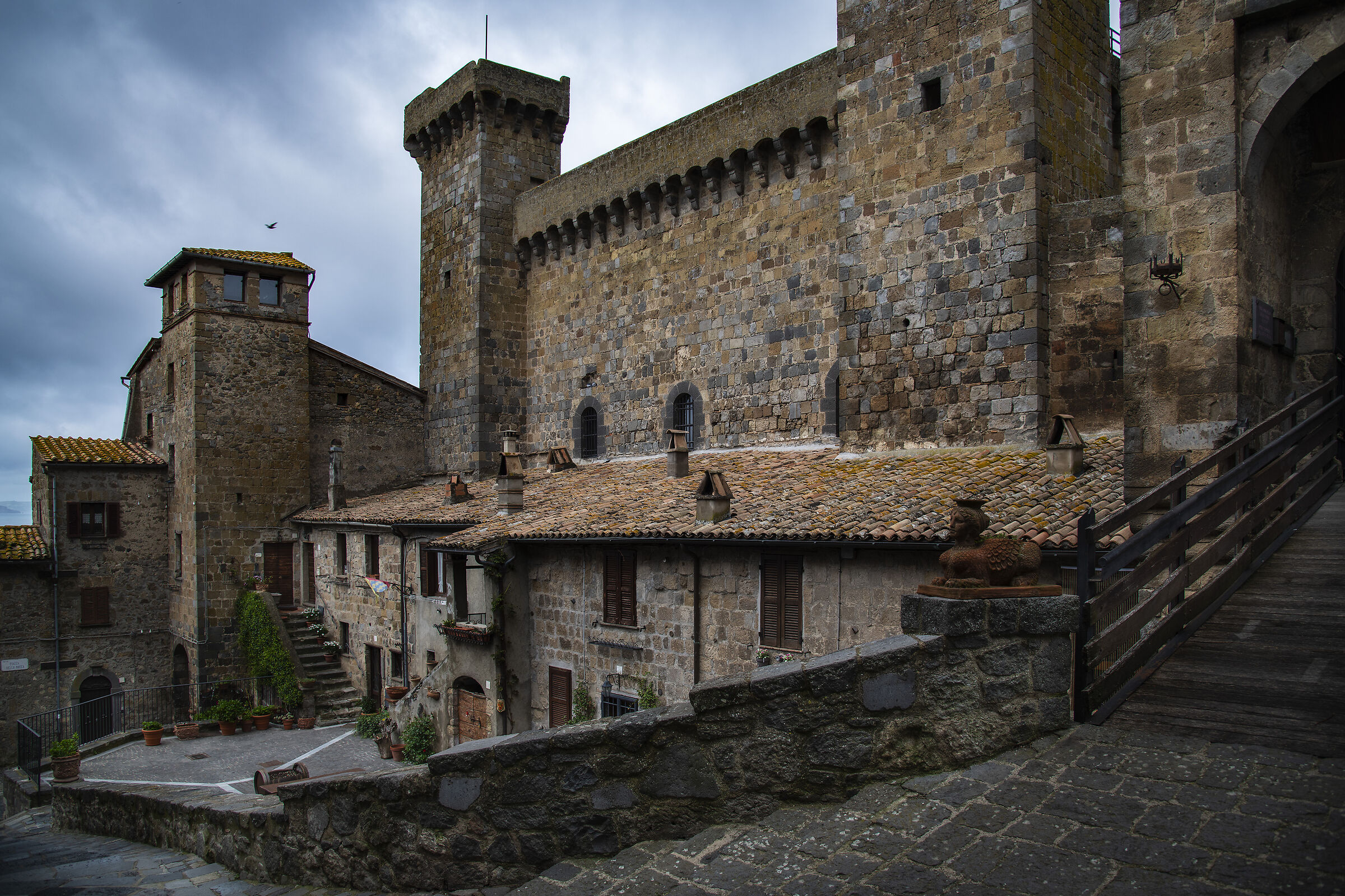 Bolsena,  scorci della rocca Monaldeschi della Cervara