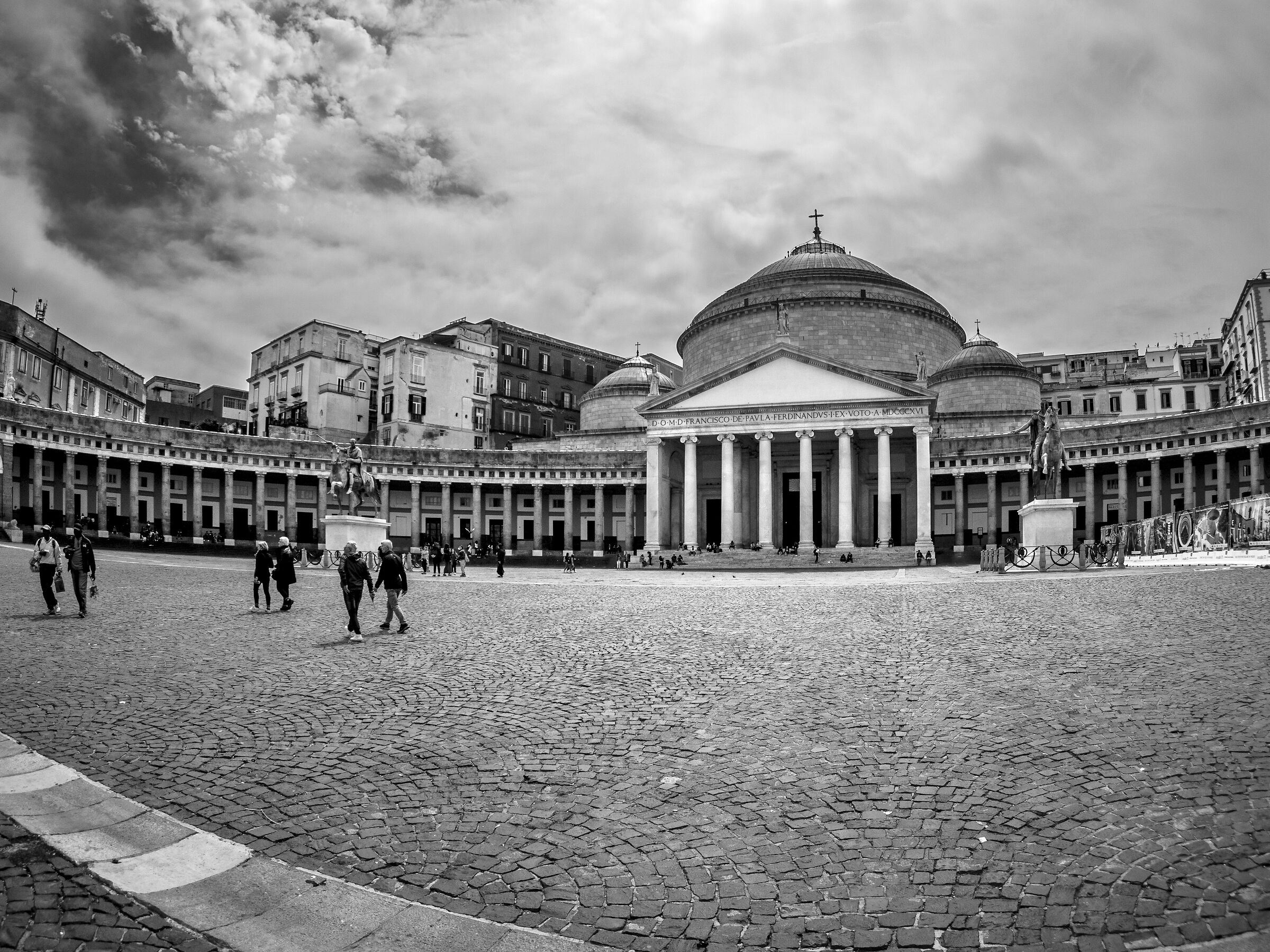 Napoli - Piazza Plebiscito