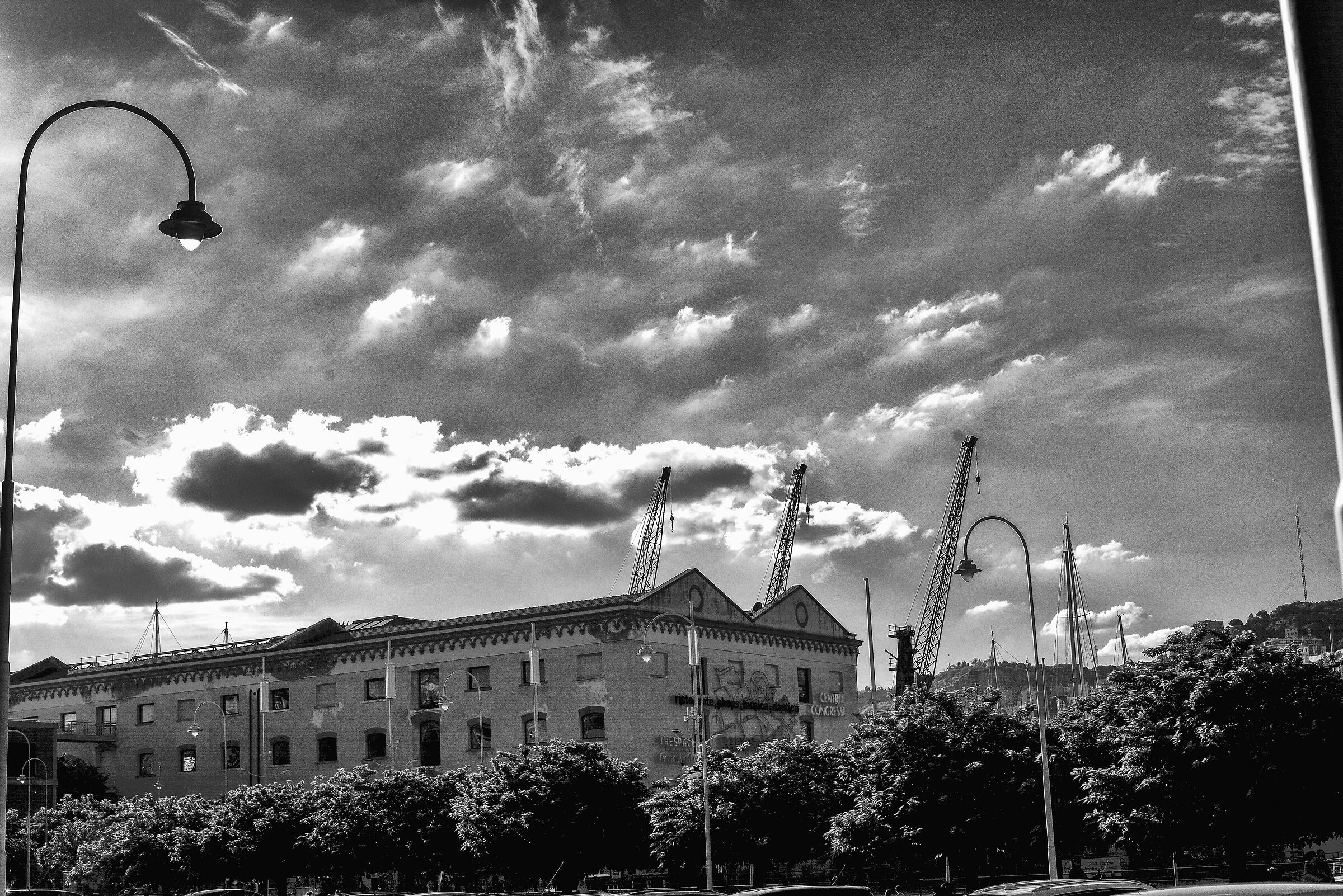 Le mancine in porto.