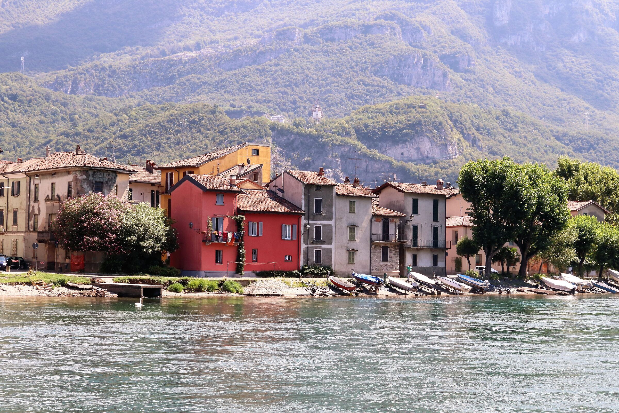 Glimpse of Pescarenico (LC)