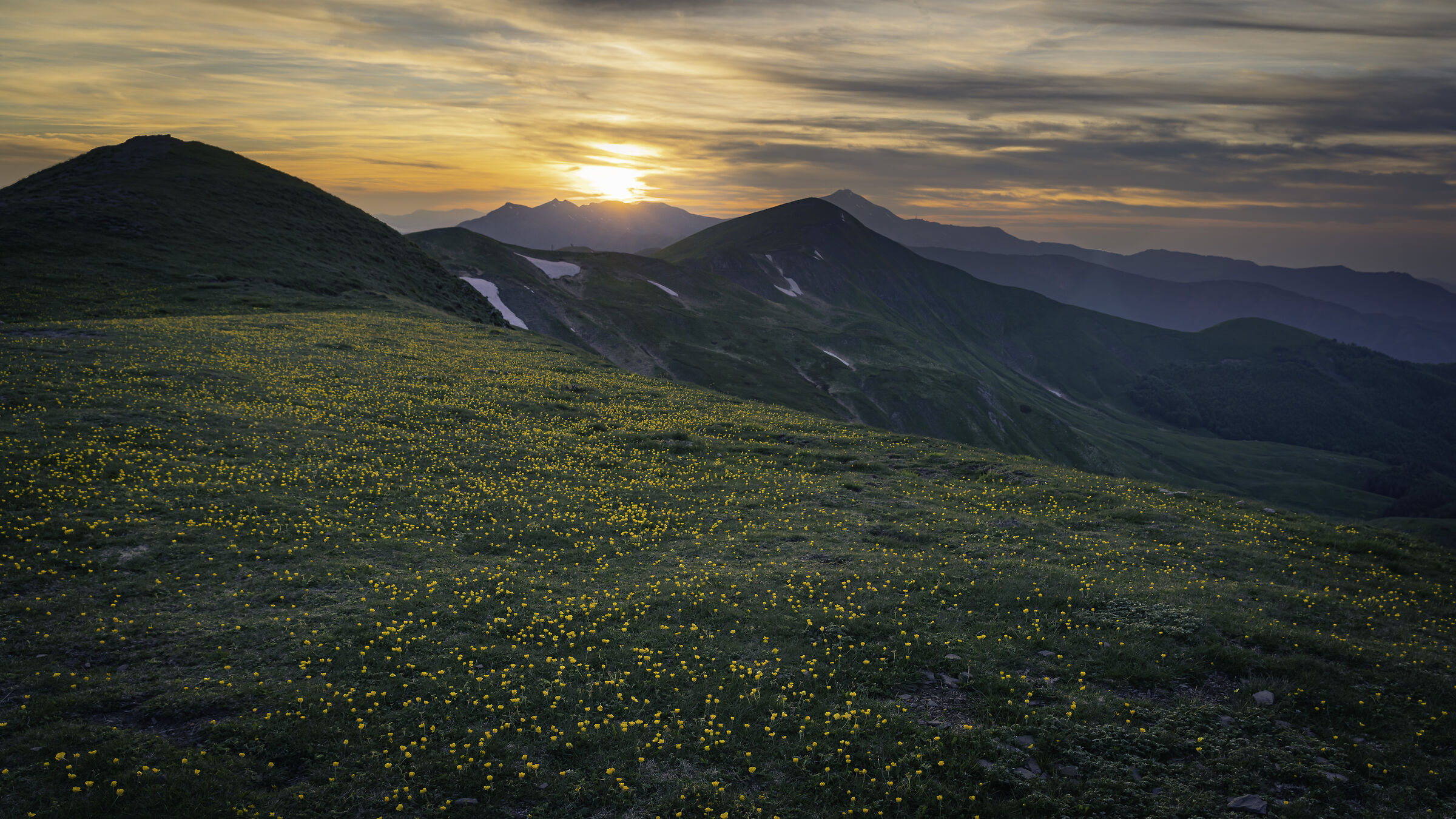 appennino tosco emiliano al tramonto 1