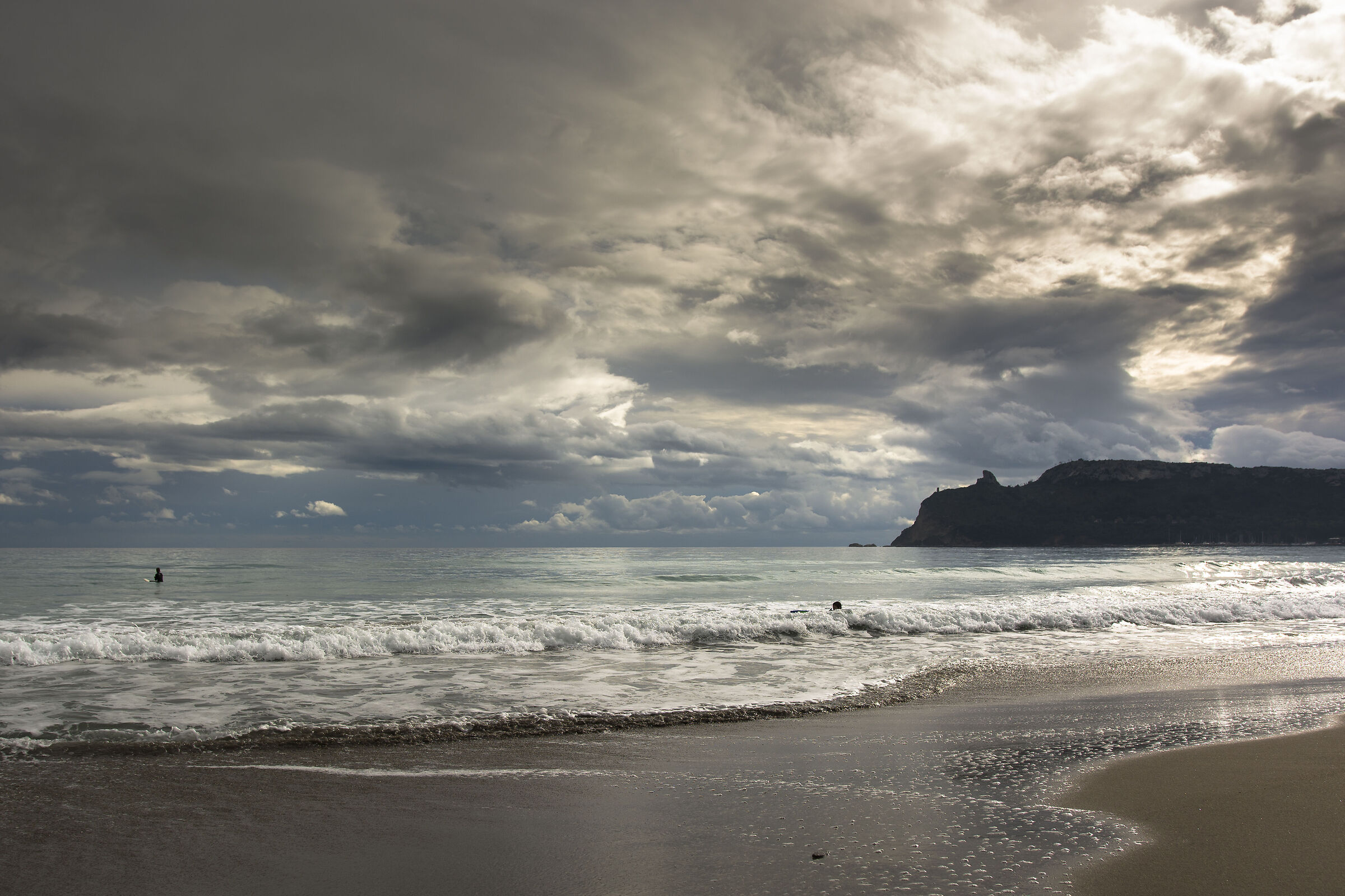 Usual Photo at poetto with devil's saddle