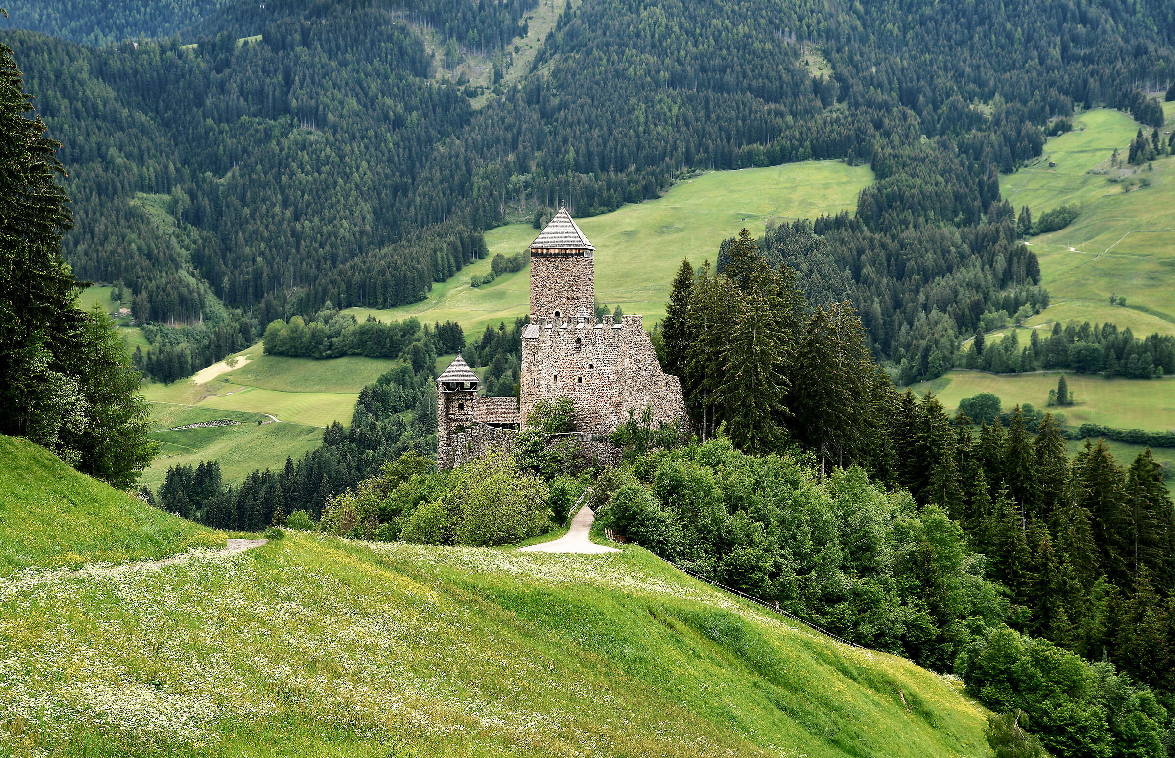 Sarentino Castle