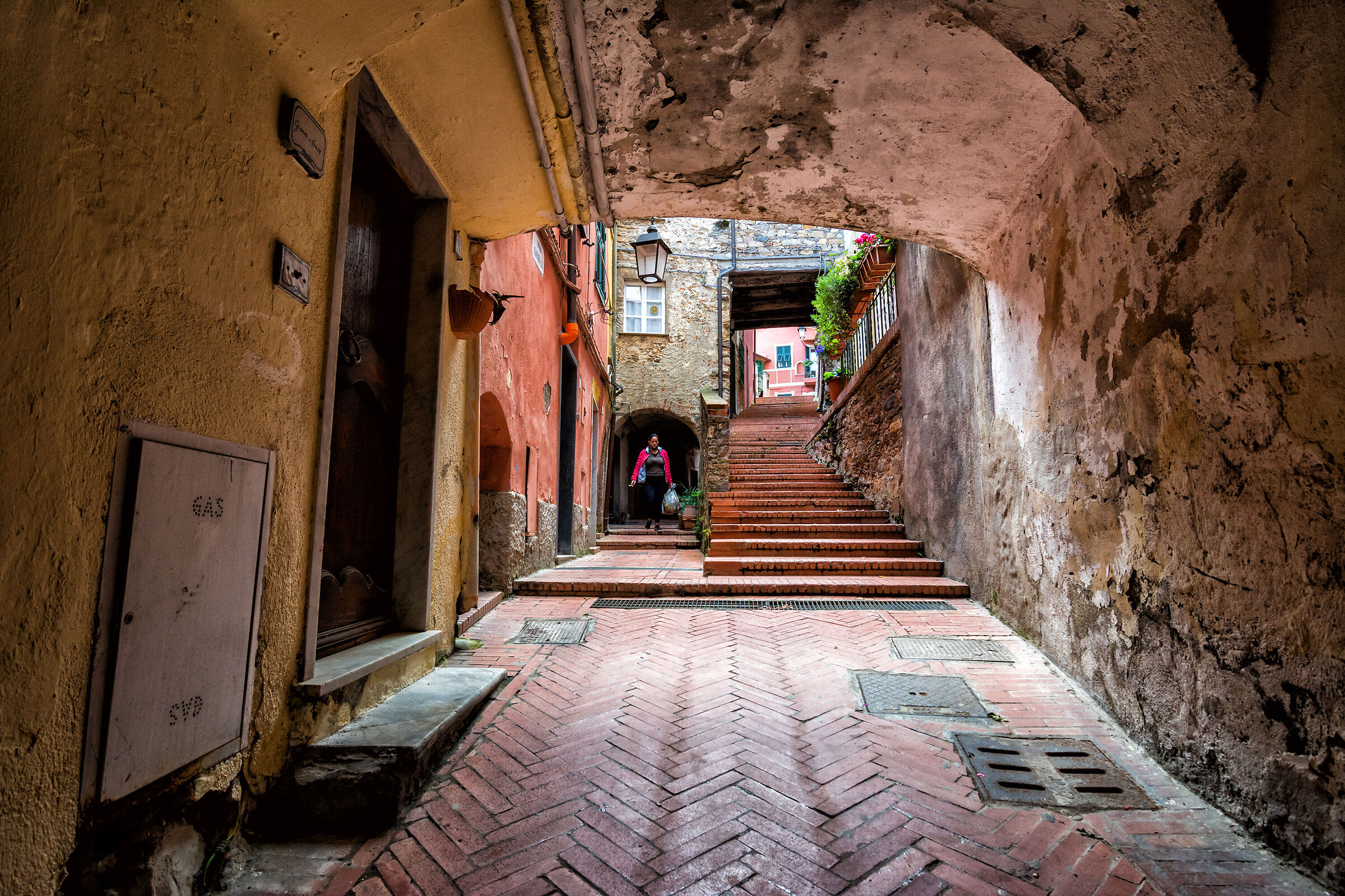 Along the streets of Ameglia