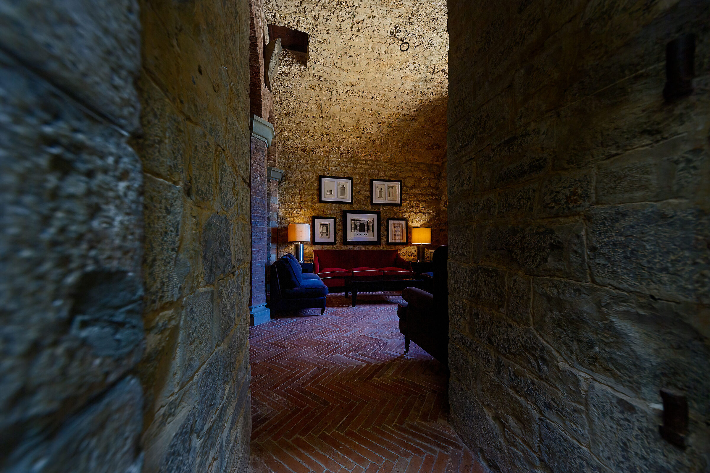 L'interno del relais