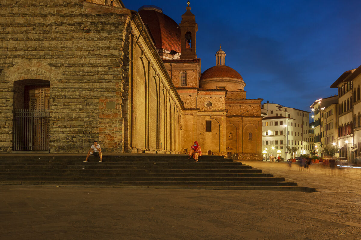 Sul sagrato di San Lorenzo ...