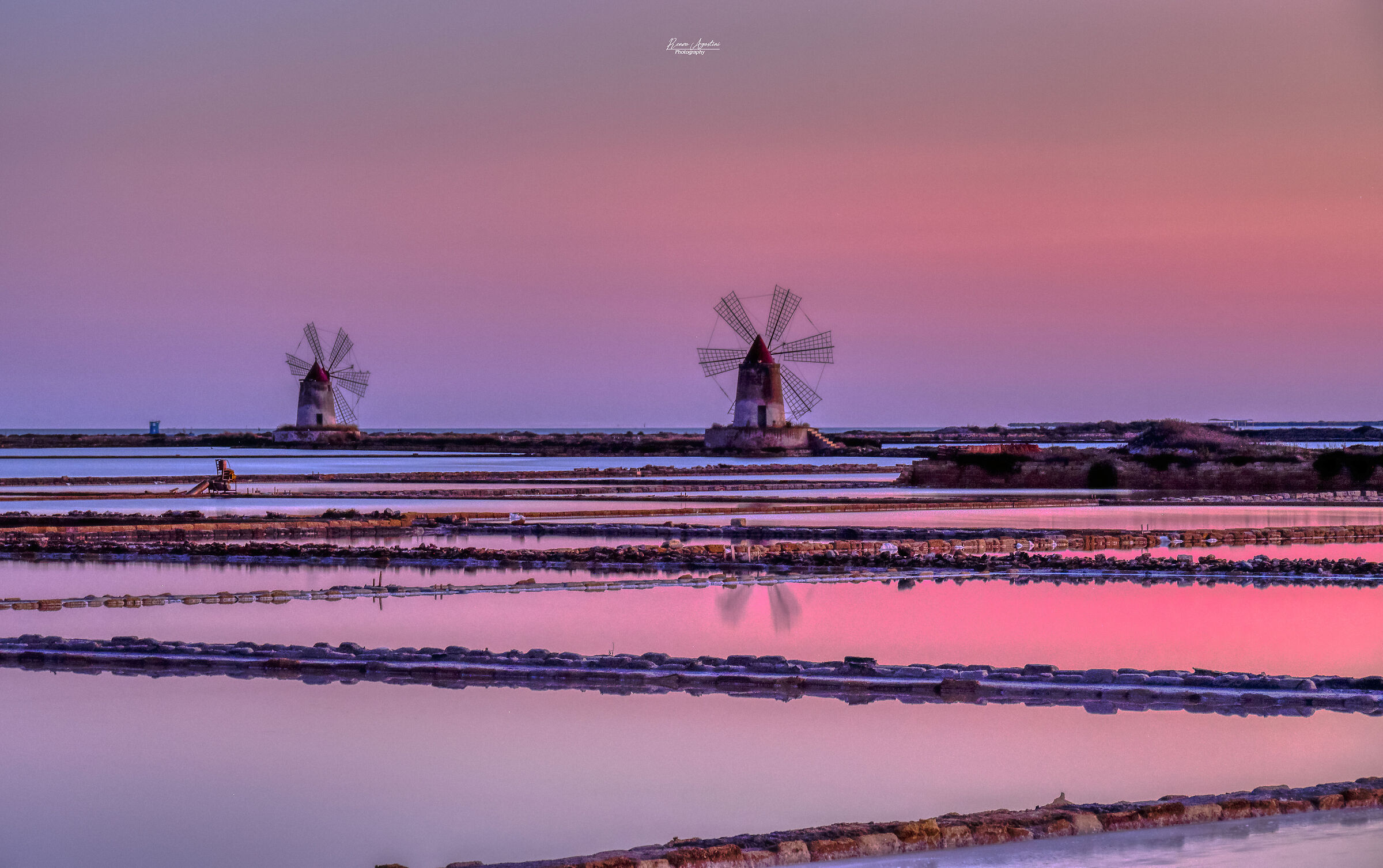 Tramonto alle Saline di Mozia-Trapani.