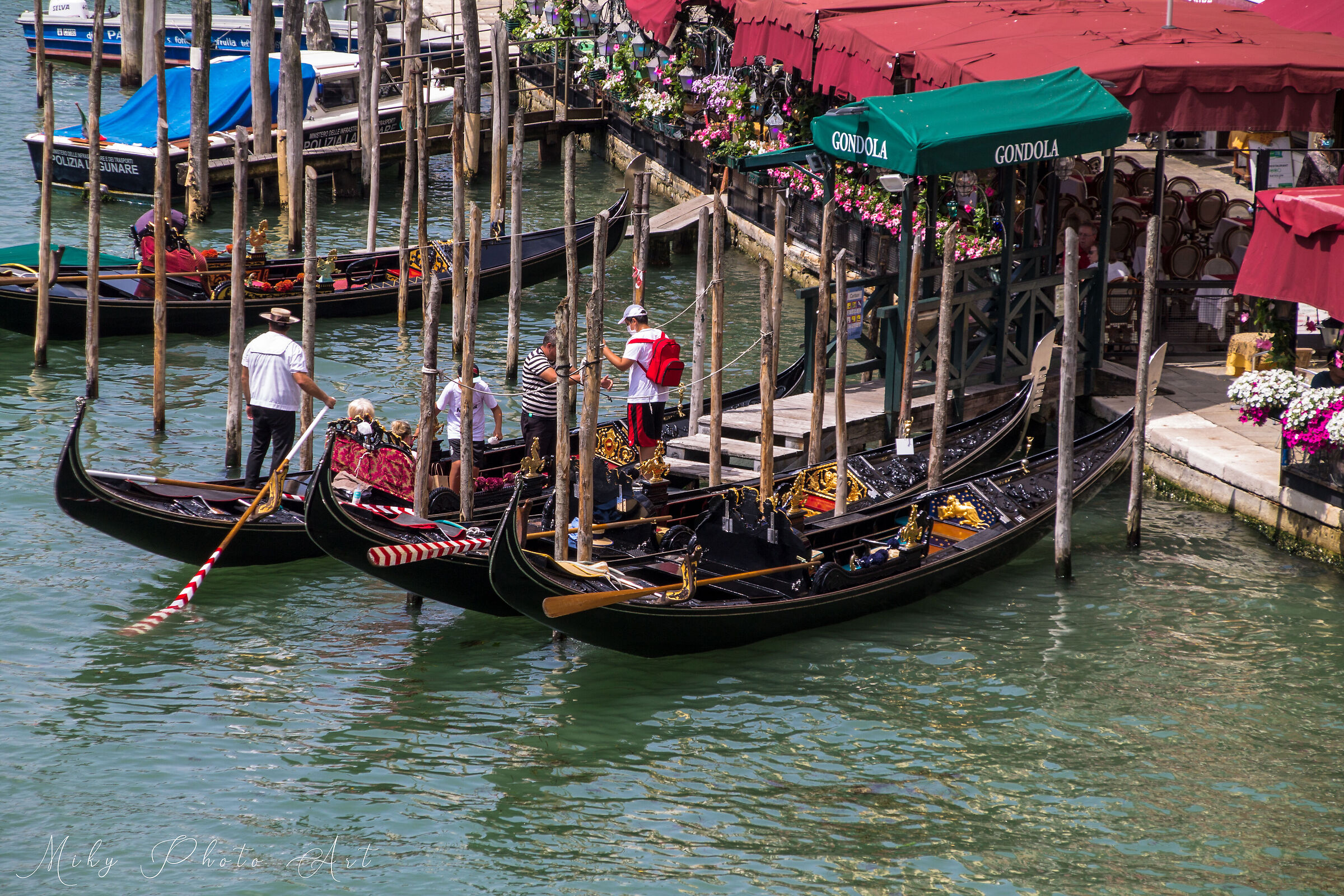 Gondoliers