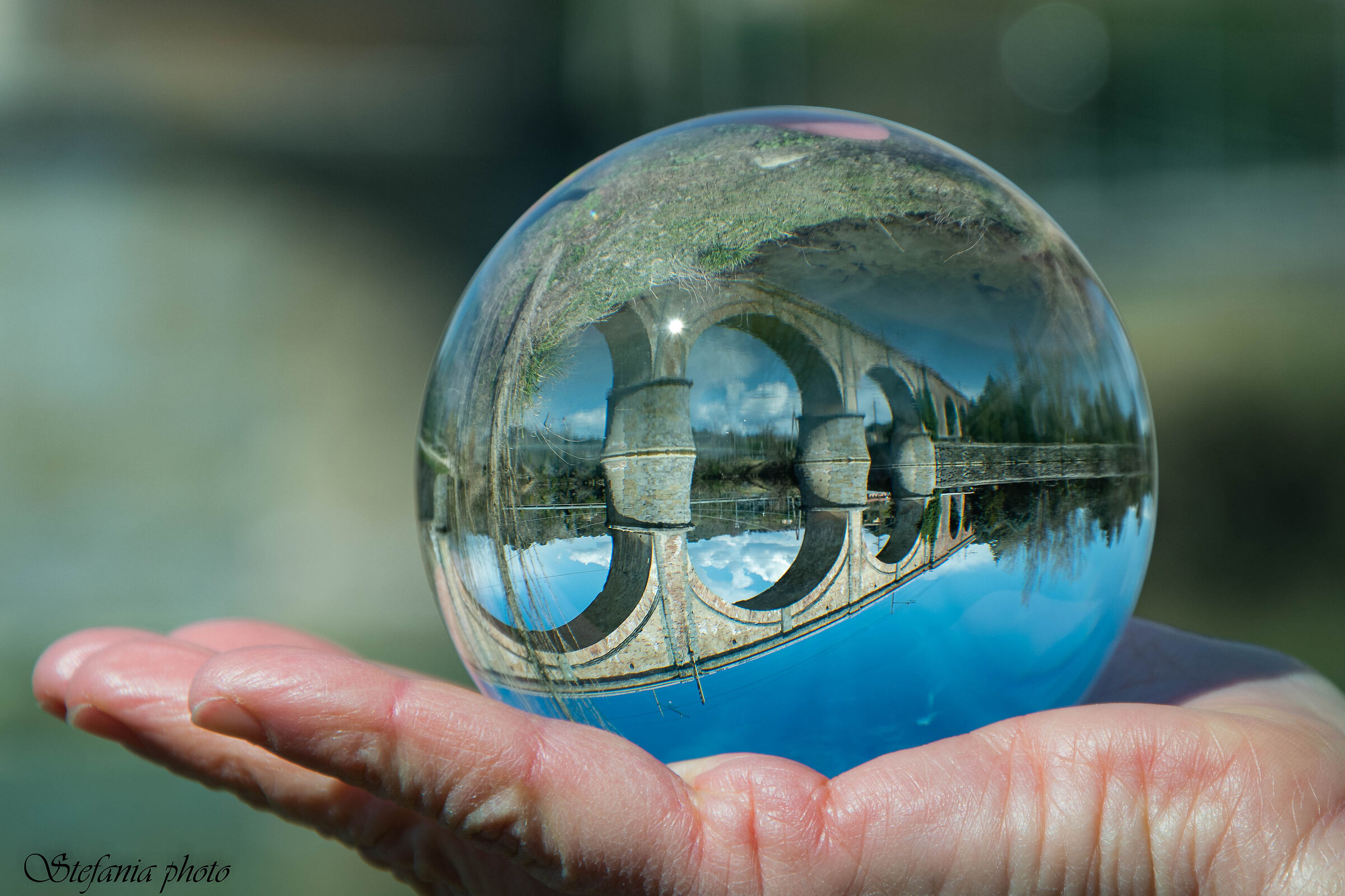 il ponte nella sfera