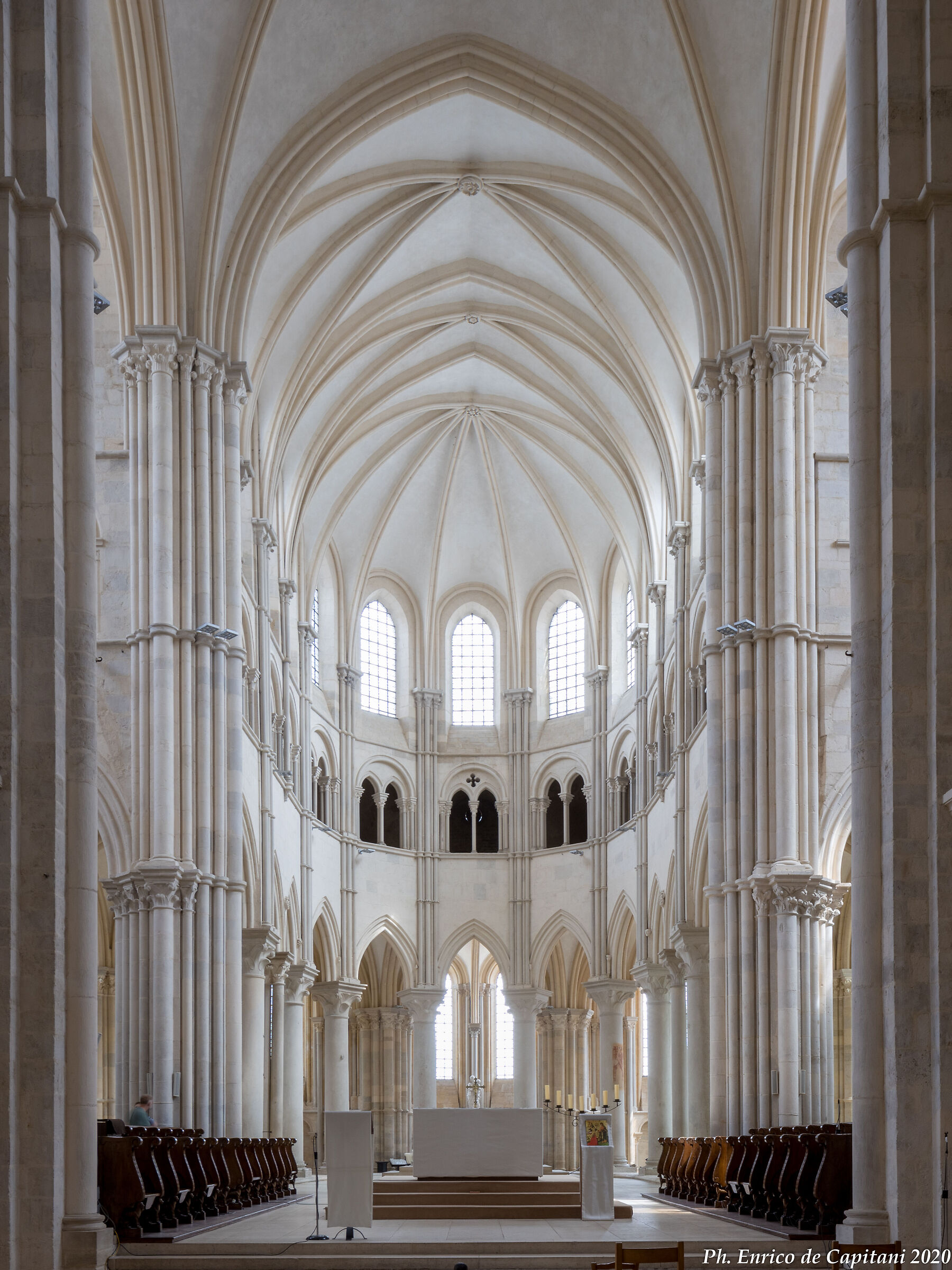 Basilica of Maddalena in Vézelay, choir and apse