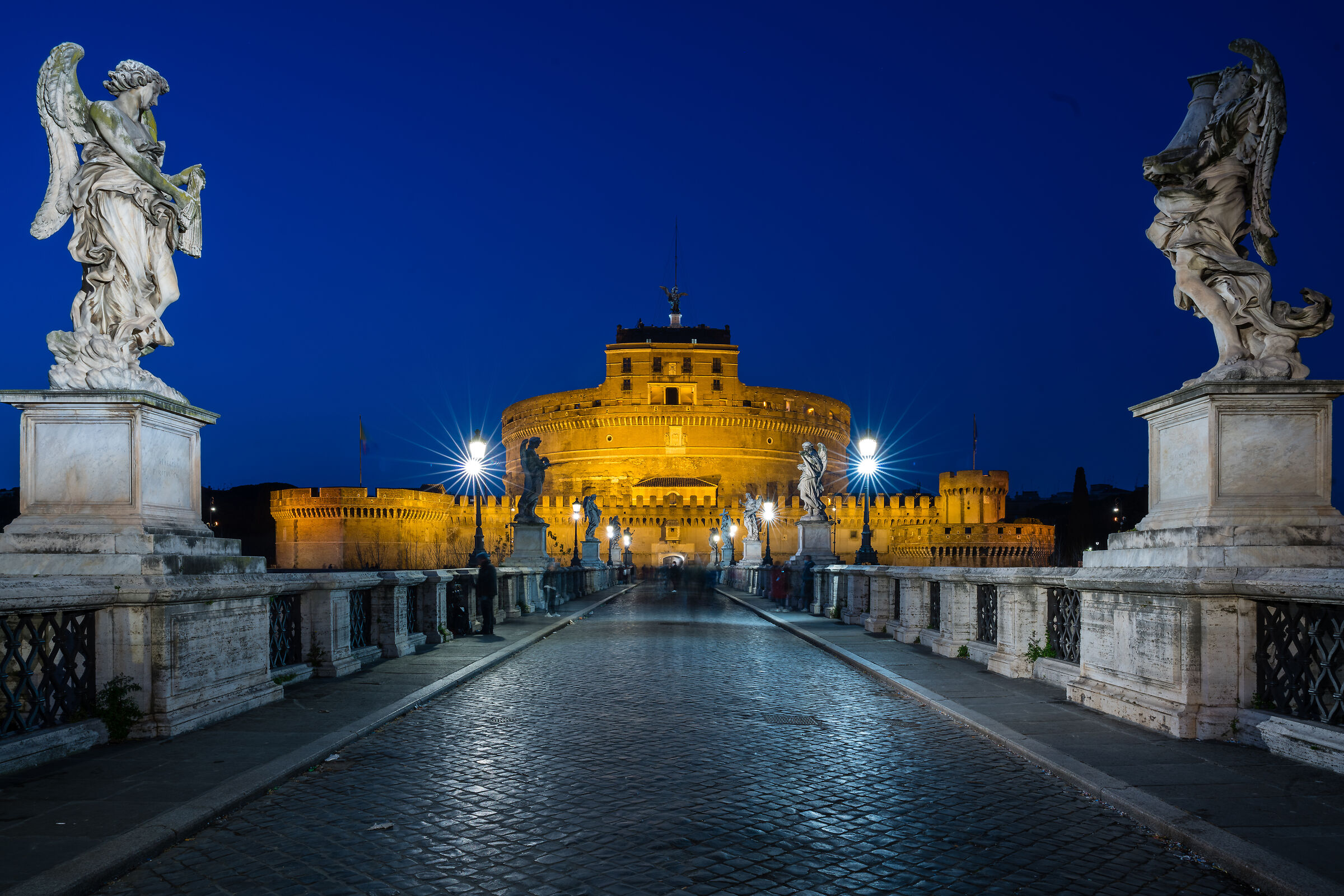 Ponte Sant'Angelo all'ora blu