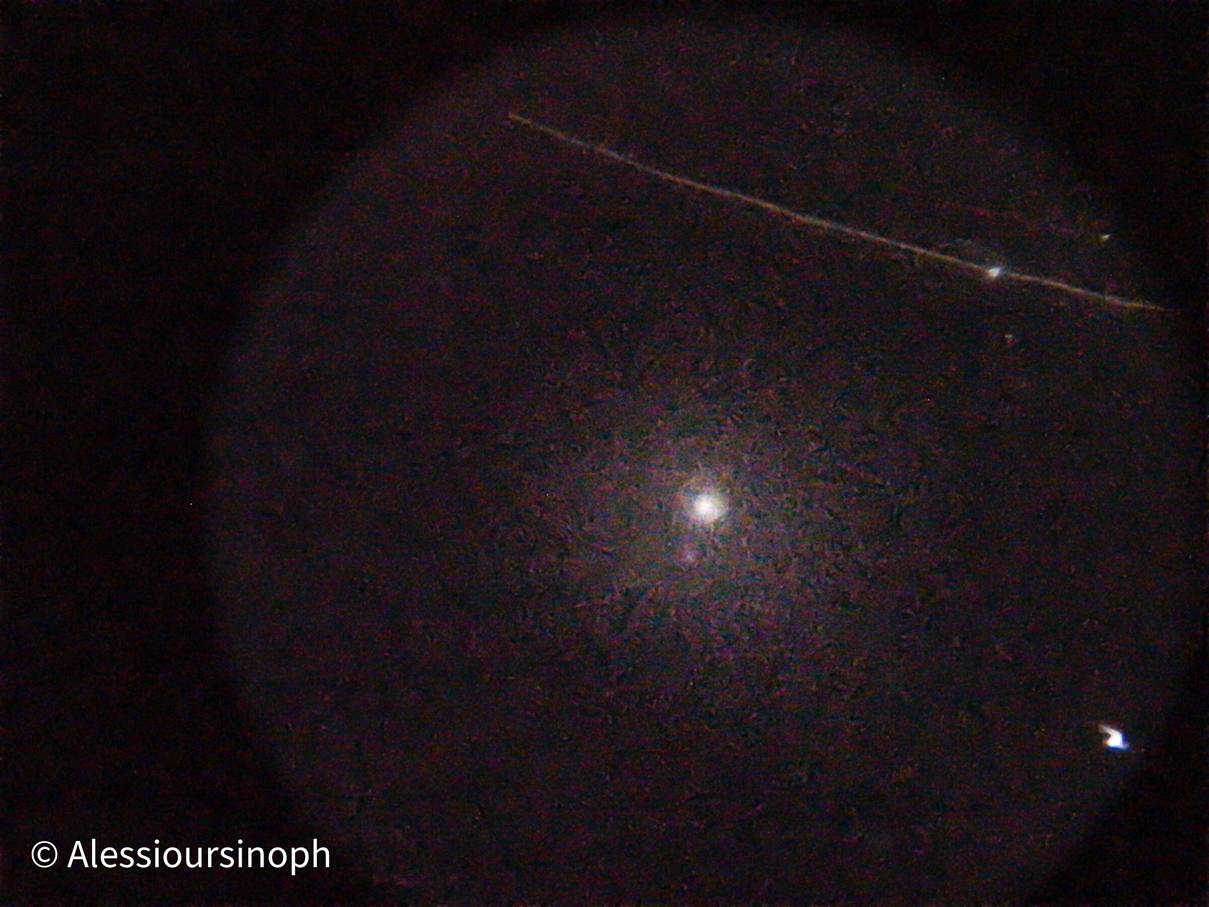 Stella cadente scoppia su ammasso globulare messier 5