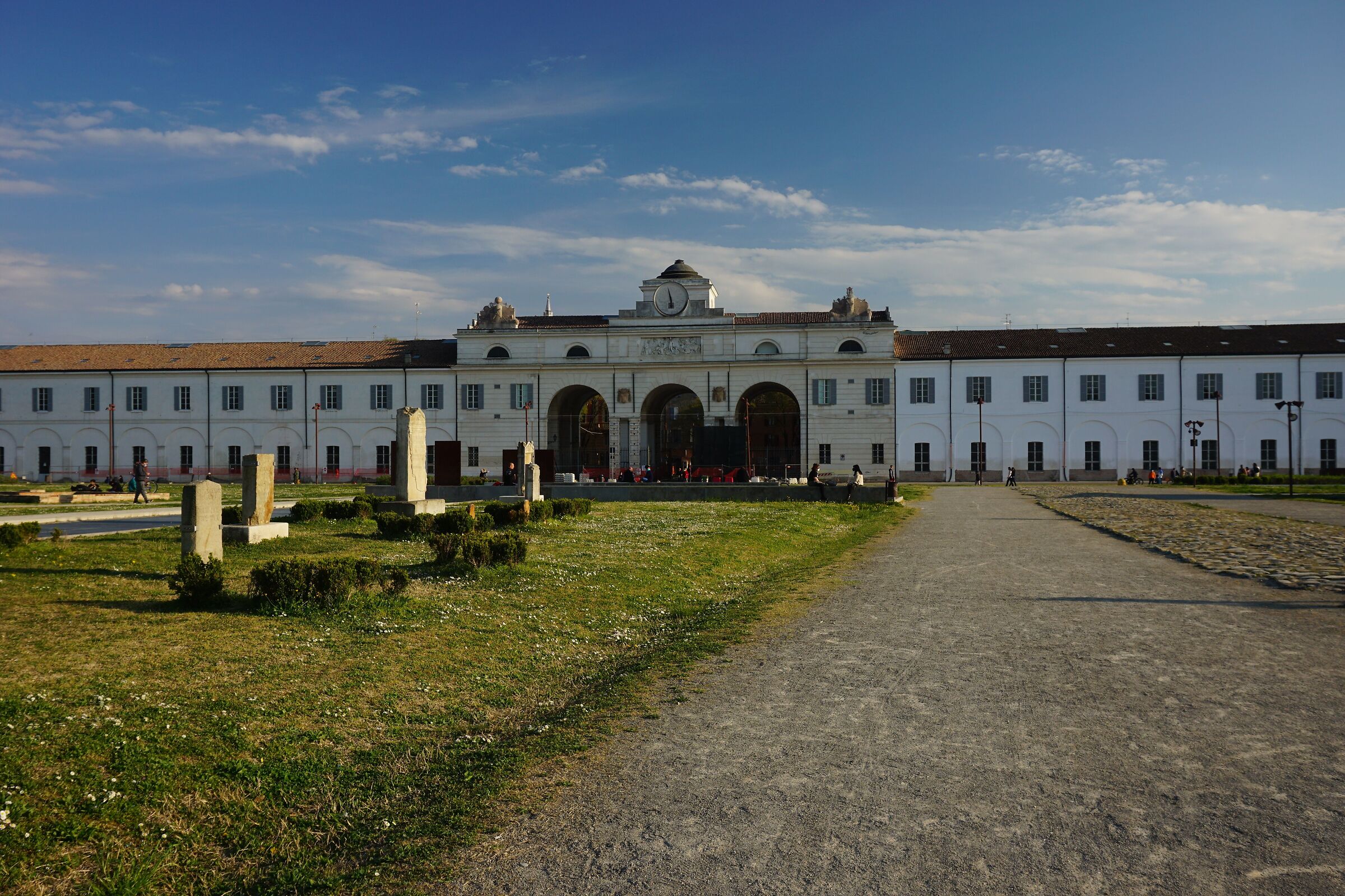Strada romana e monumenti funerari - Parco Novi Sad