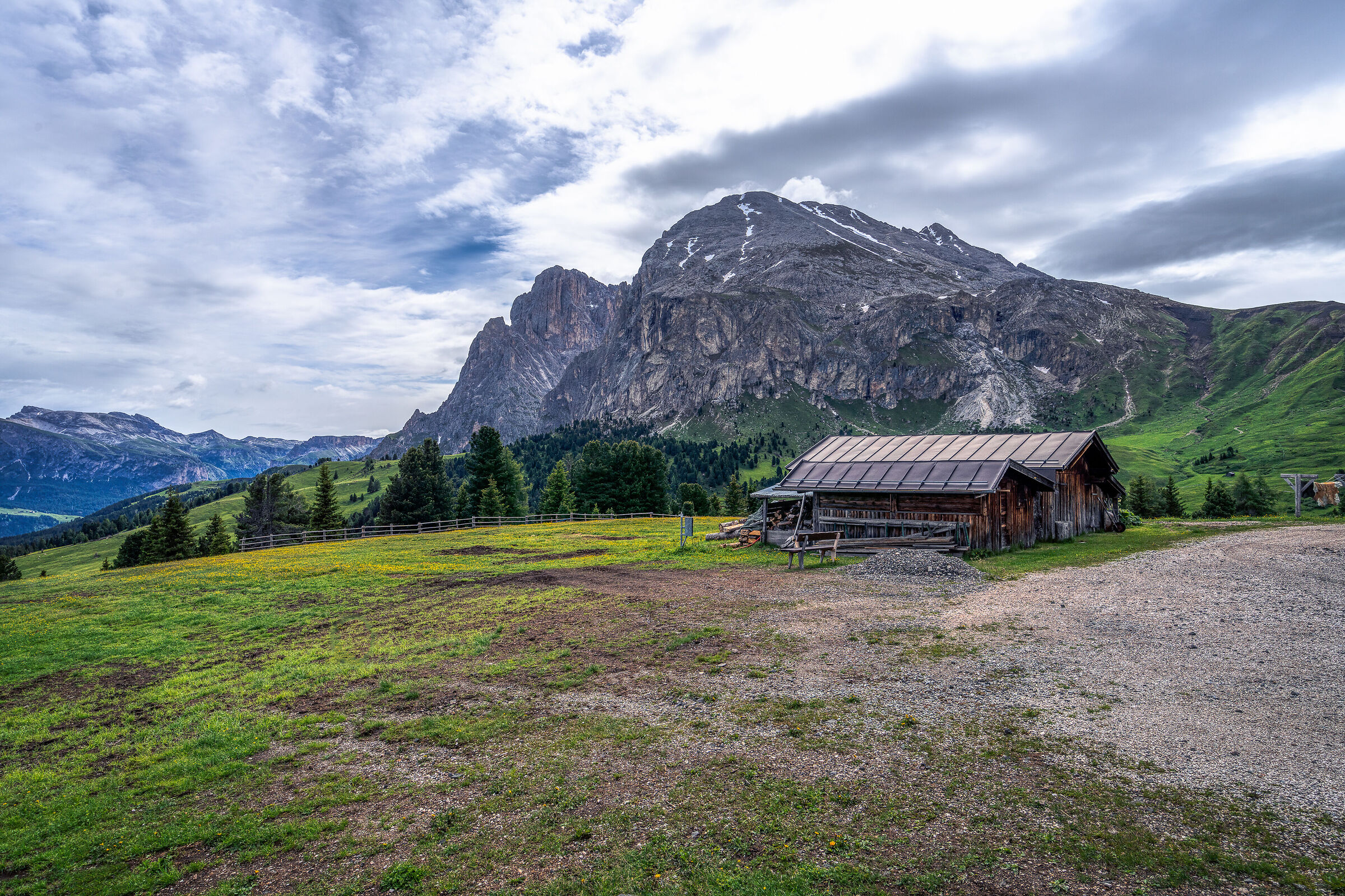 Towards Rifugio Sasso Piatto
