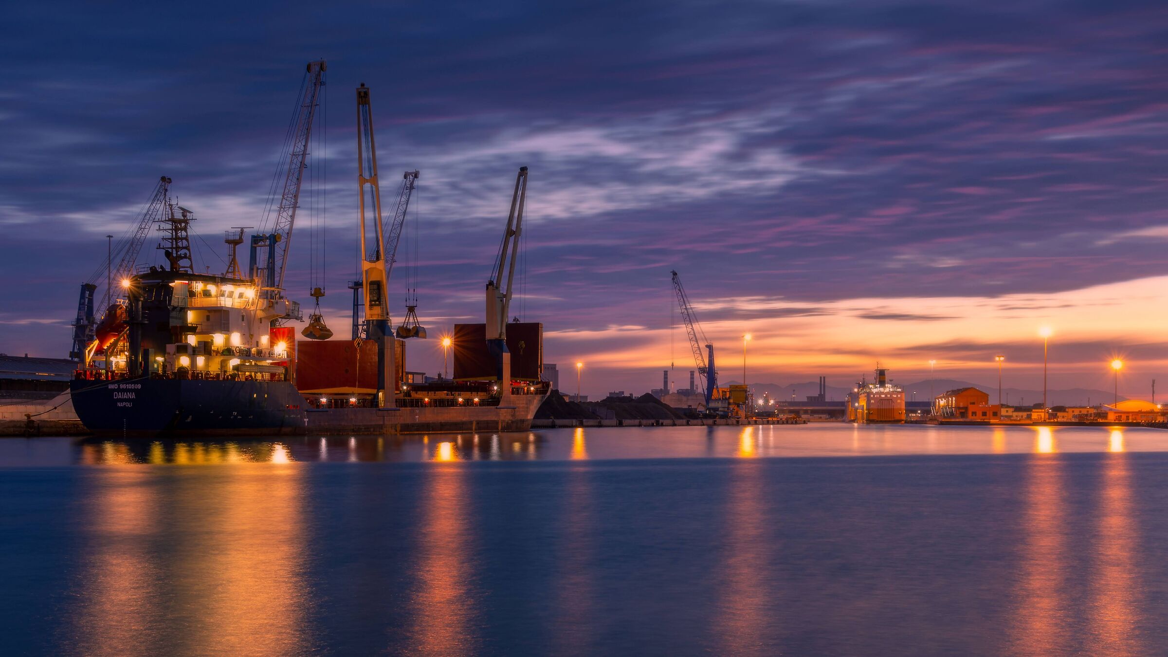 Sunrise @ leghorn harbour