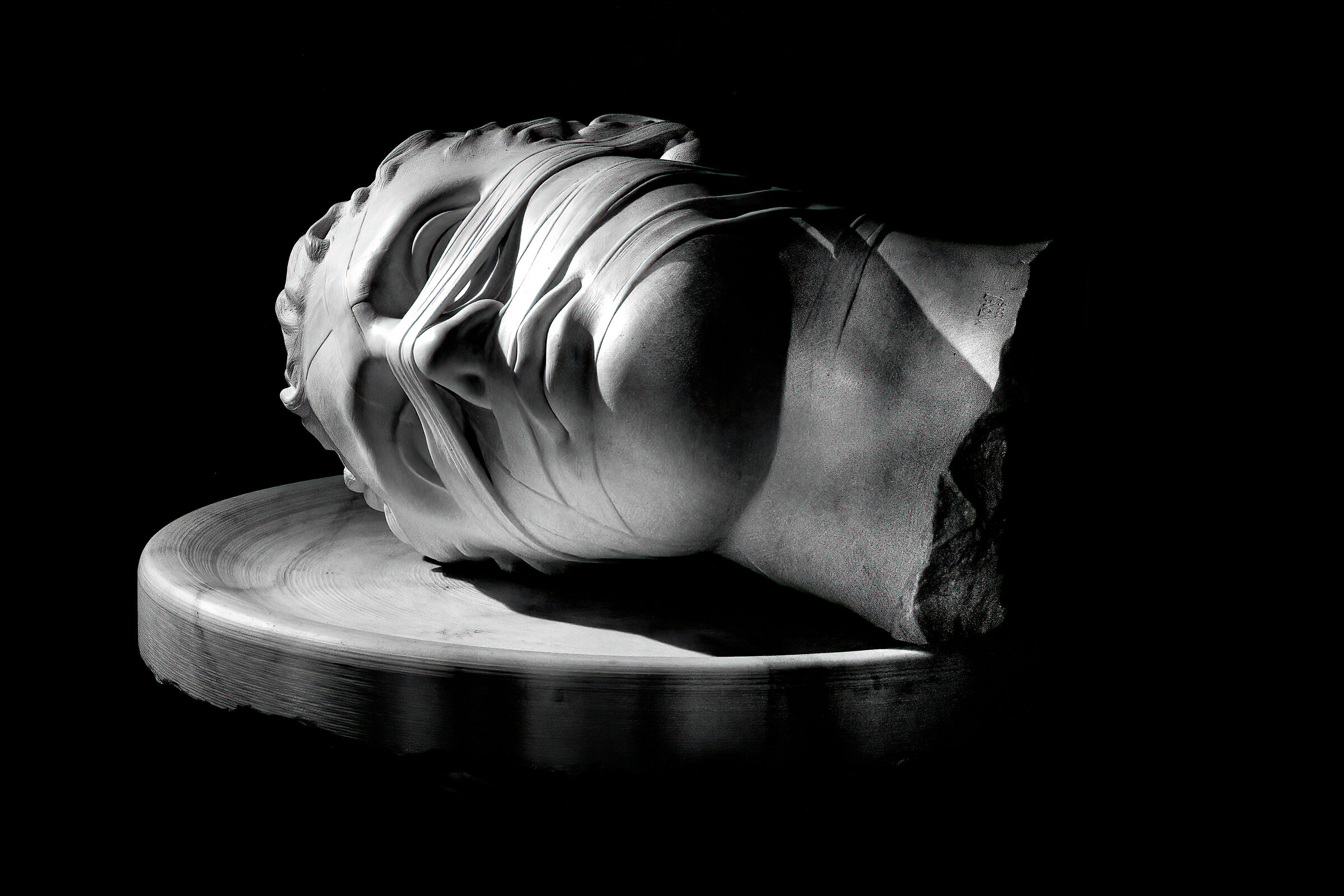 Igor Mitoraj. Testa di Giovanni il Battista