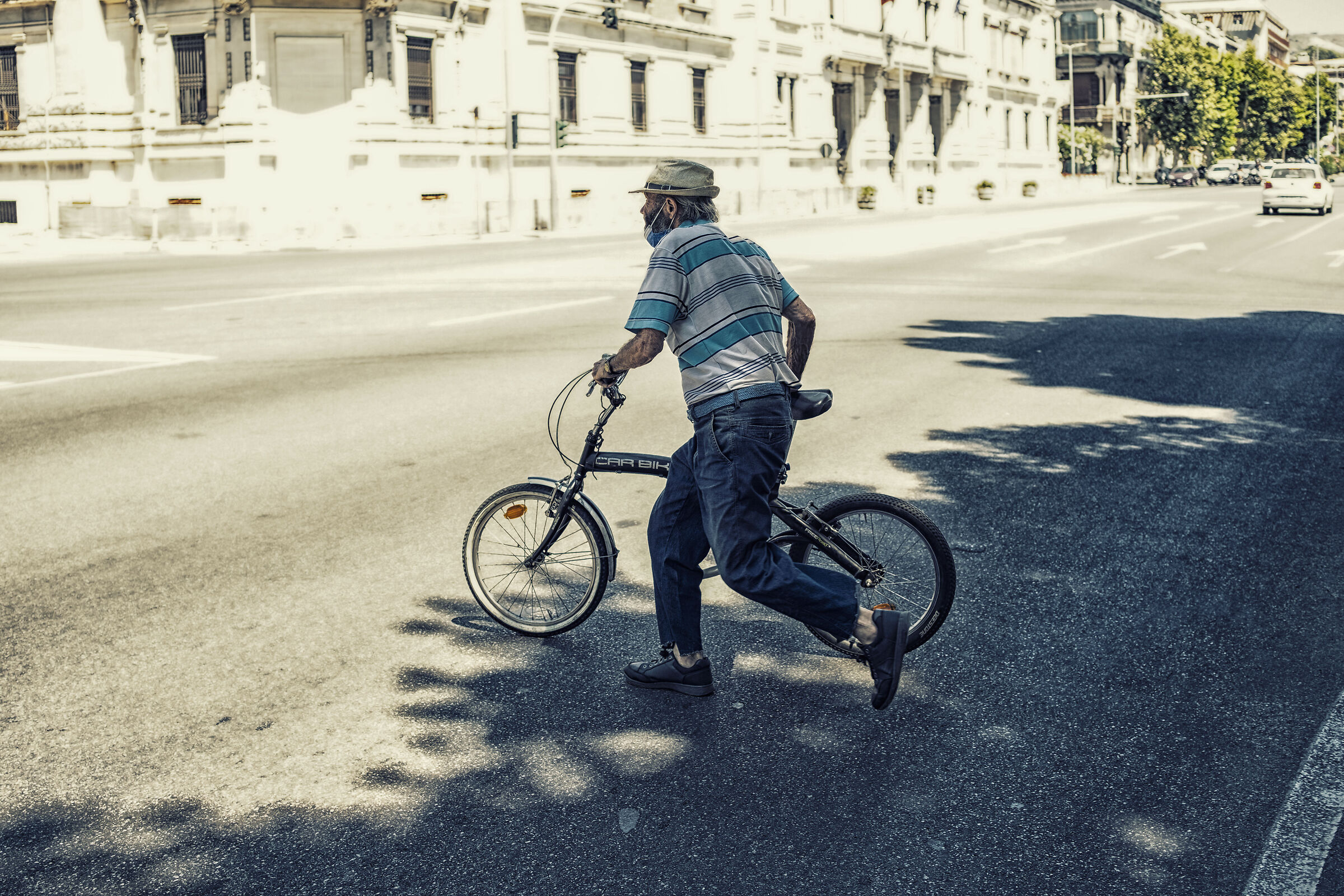 Porto a spasso la mia bicicletta