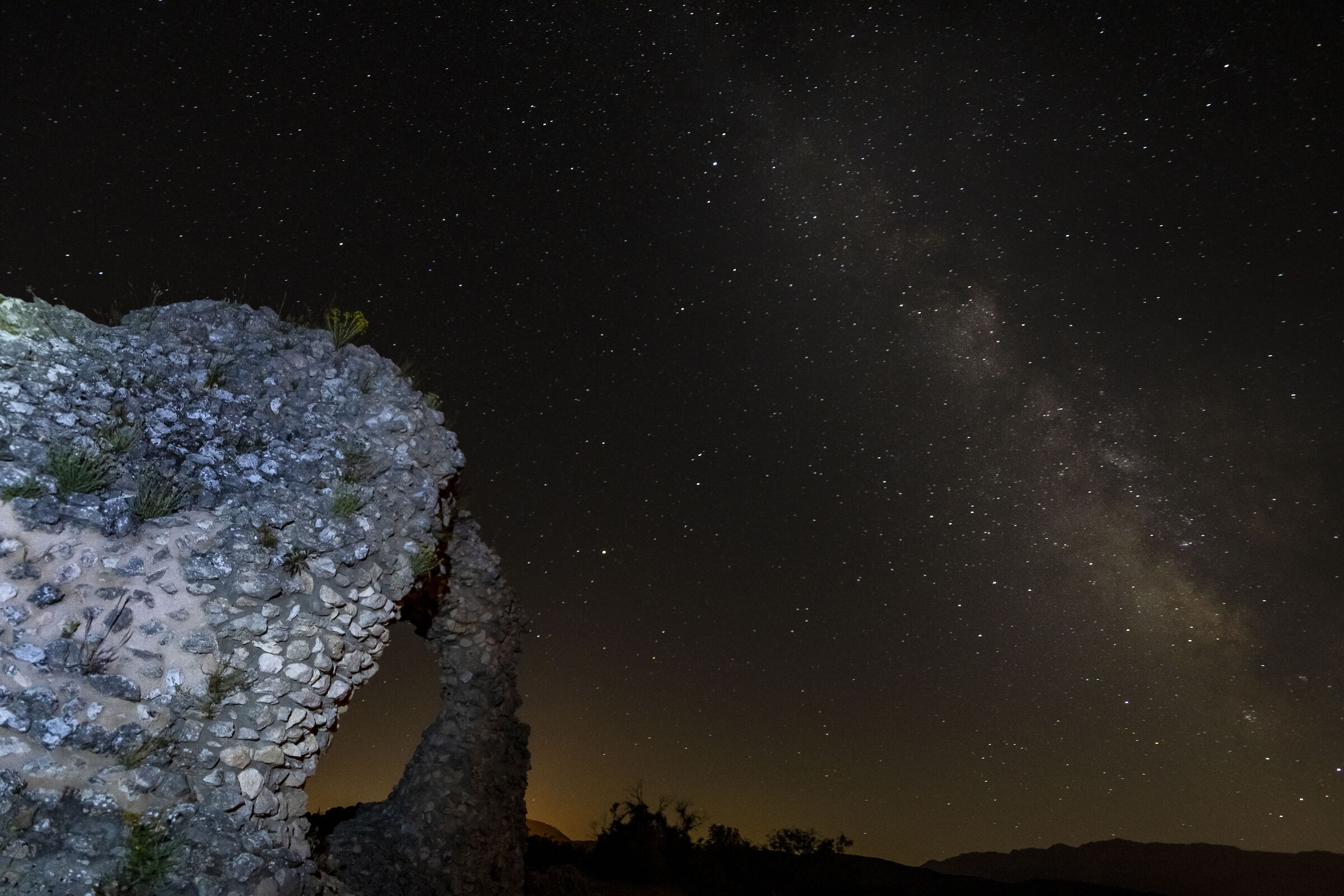 Milky Way from the archaeological site of Peltuinum