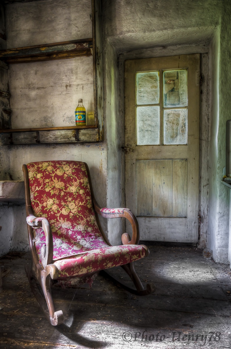 ...Da qualche parte...