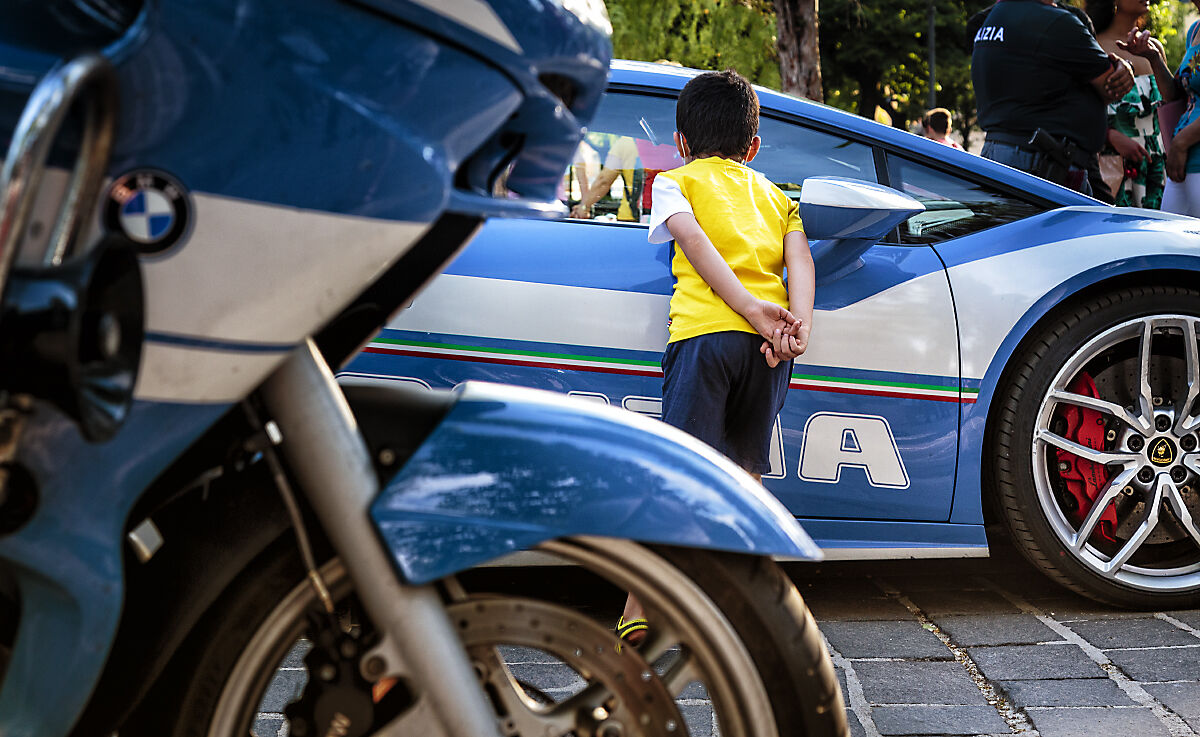 scappa... la polizia