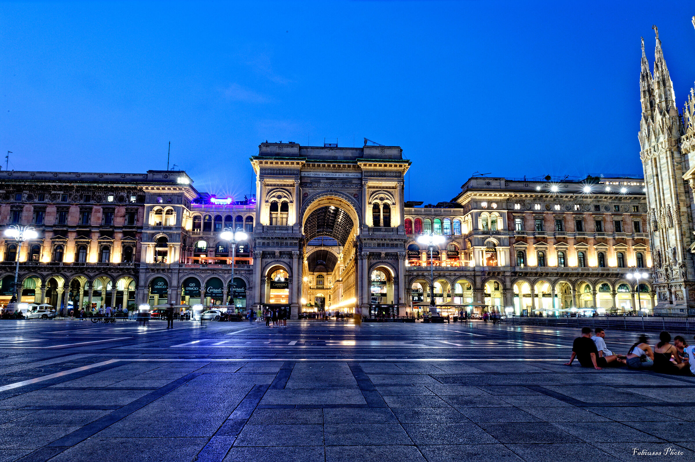 Piazza del Duomo si ripopola anche di notte