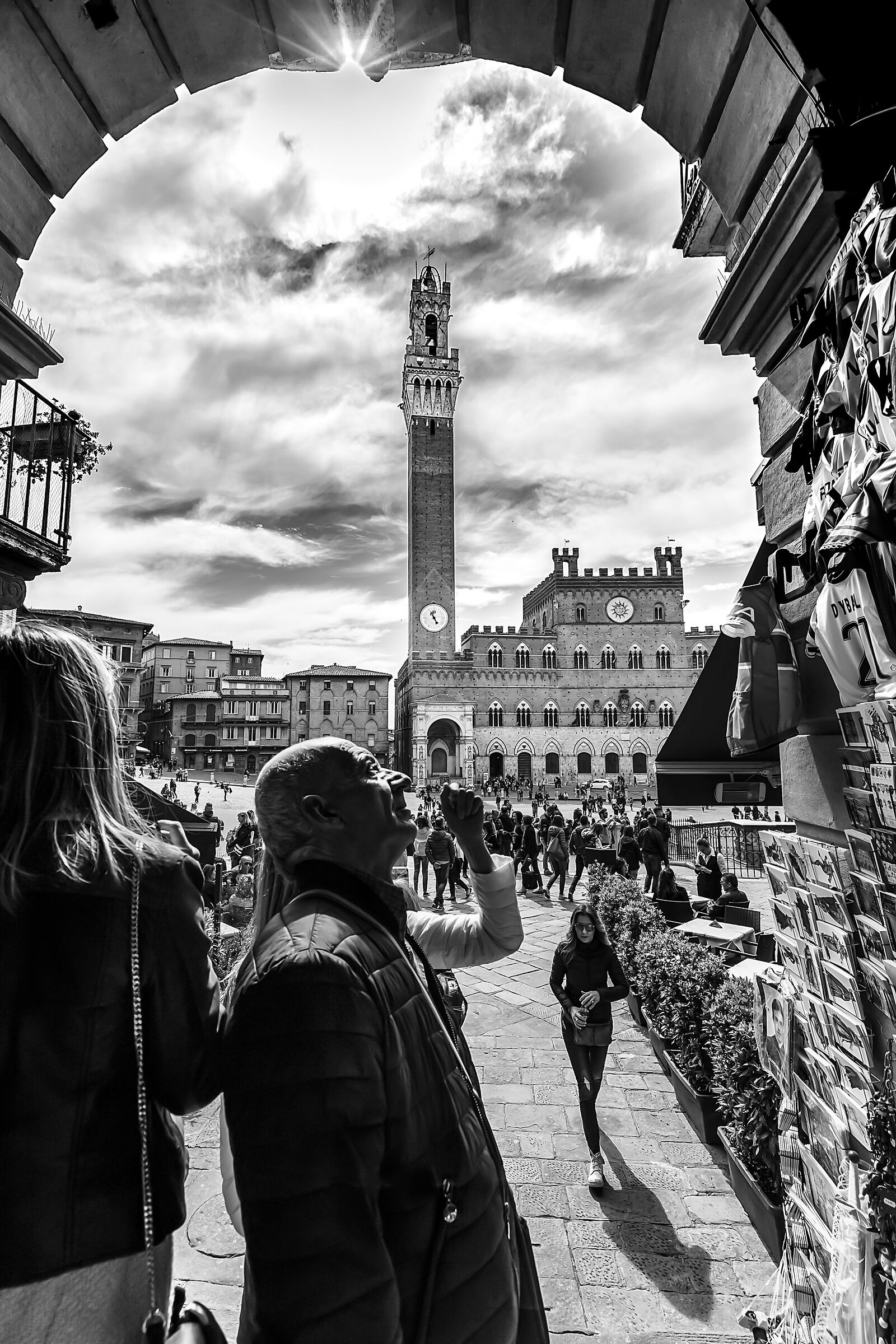 The sun over Siena