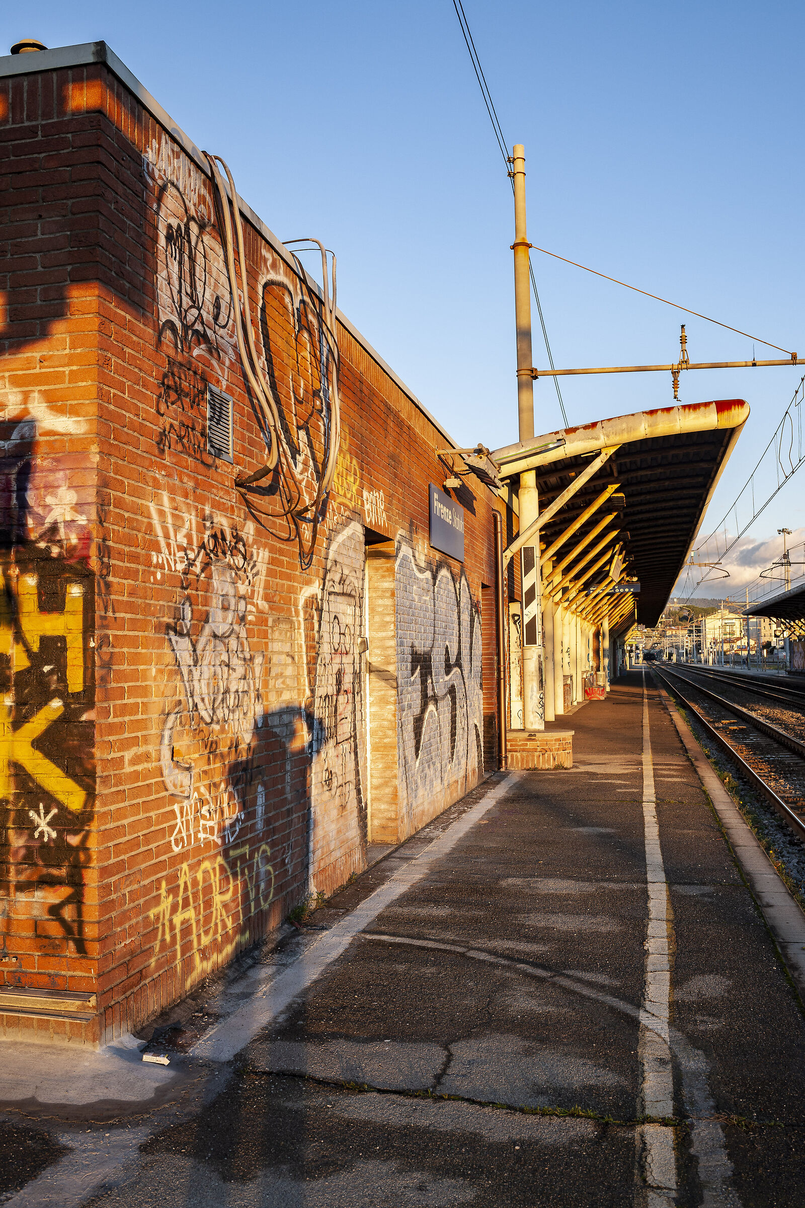 Stazione senza treni - firma