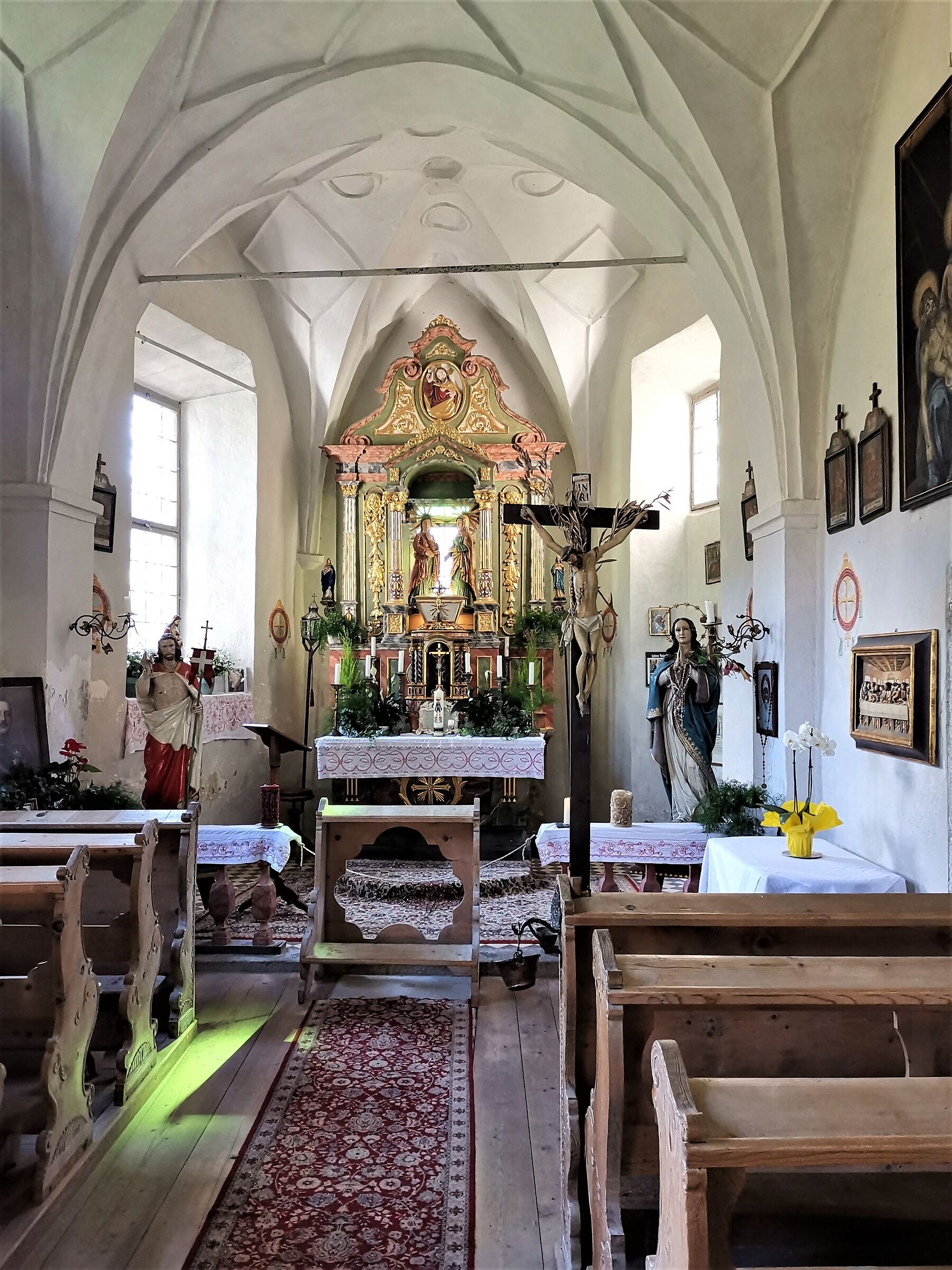 Tanta roba in questa Chiesetta.