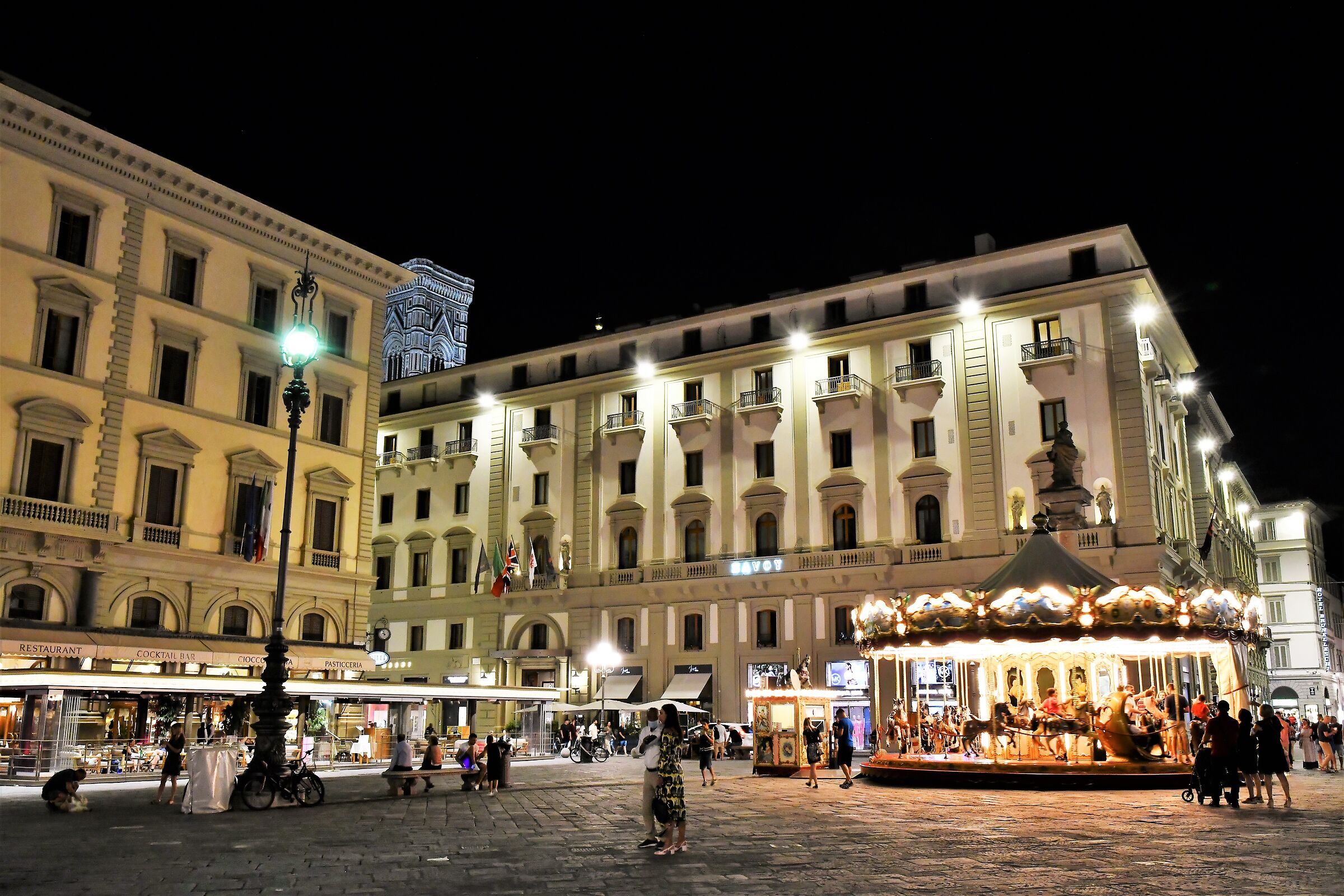 la giostra di piazza Repubblica a Firenze