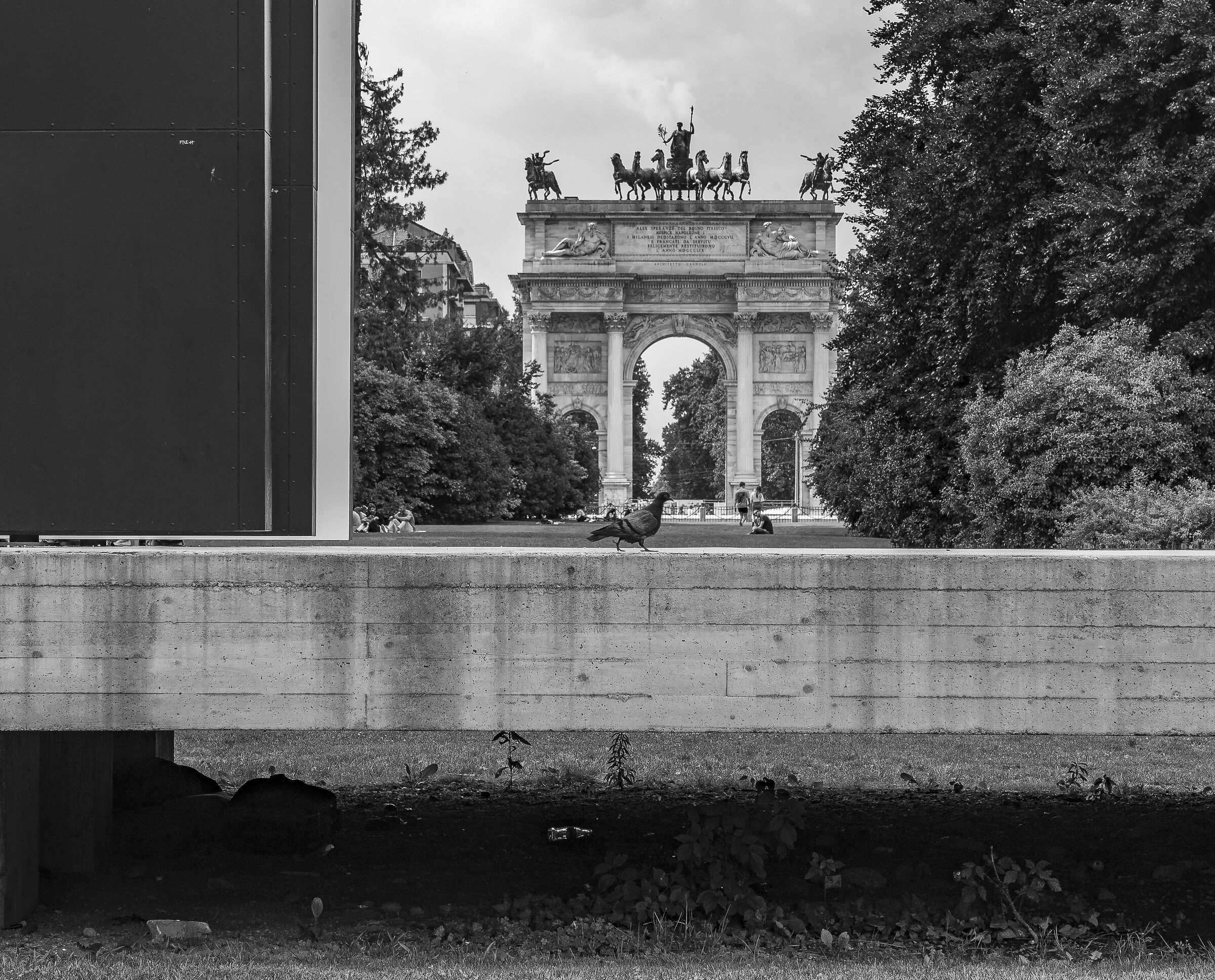 Teatro Continuo Burri e Arco della Pace
