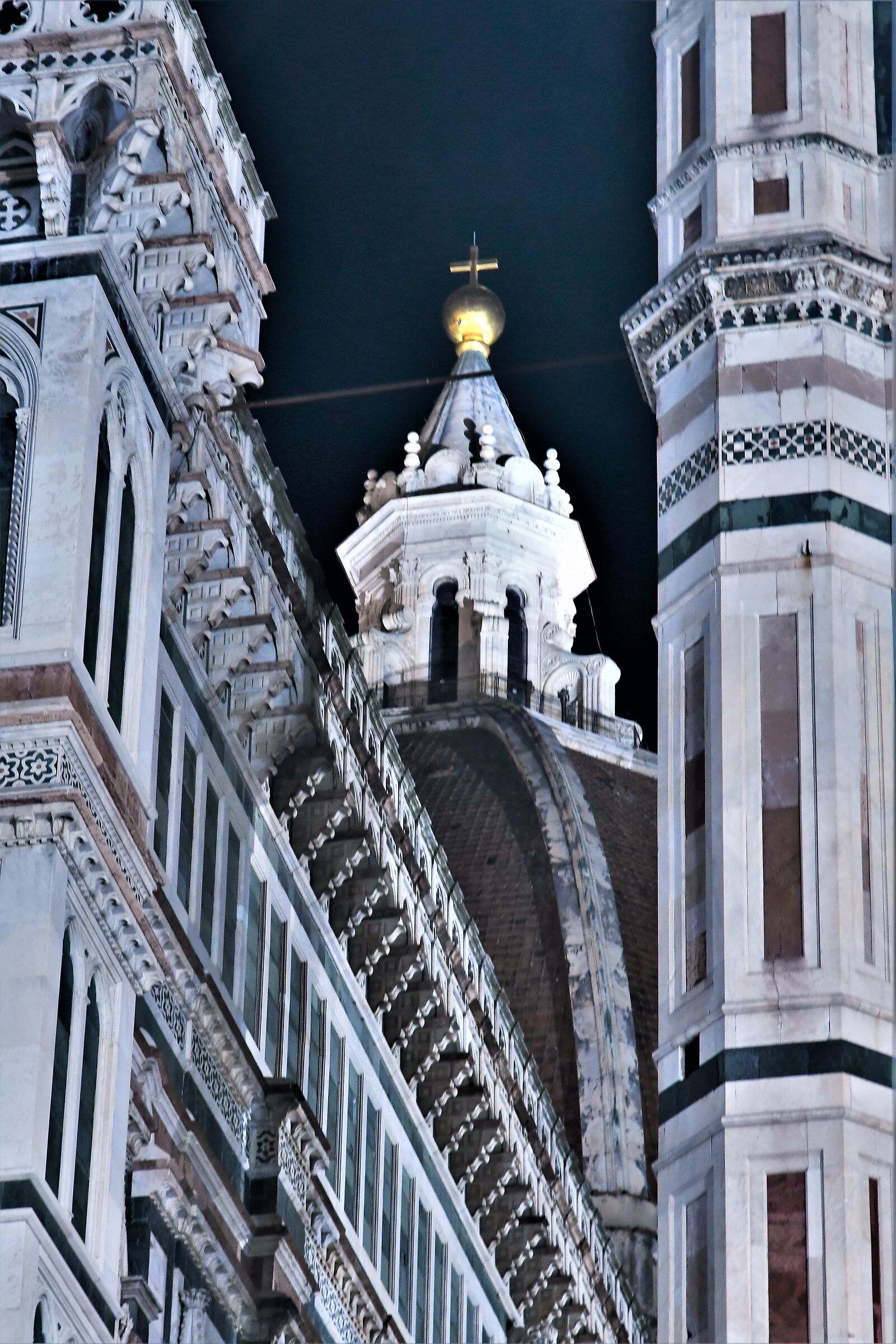 fra la cattedrale e il campanile