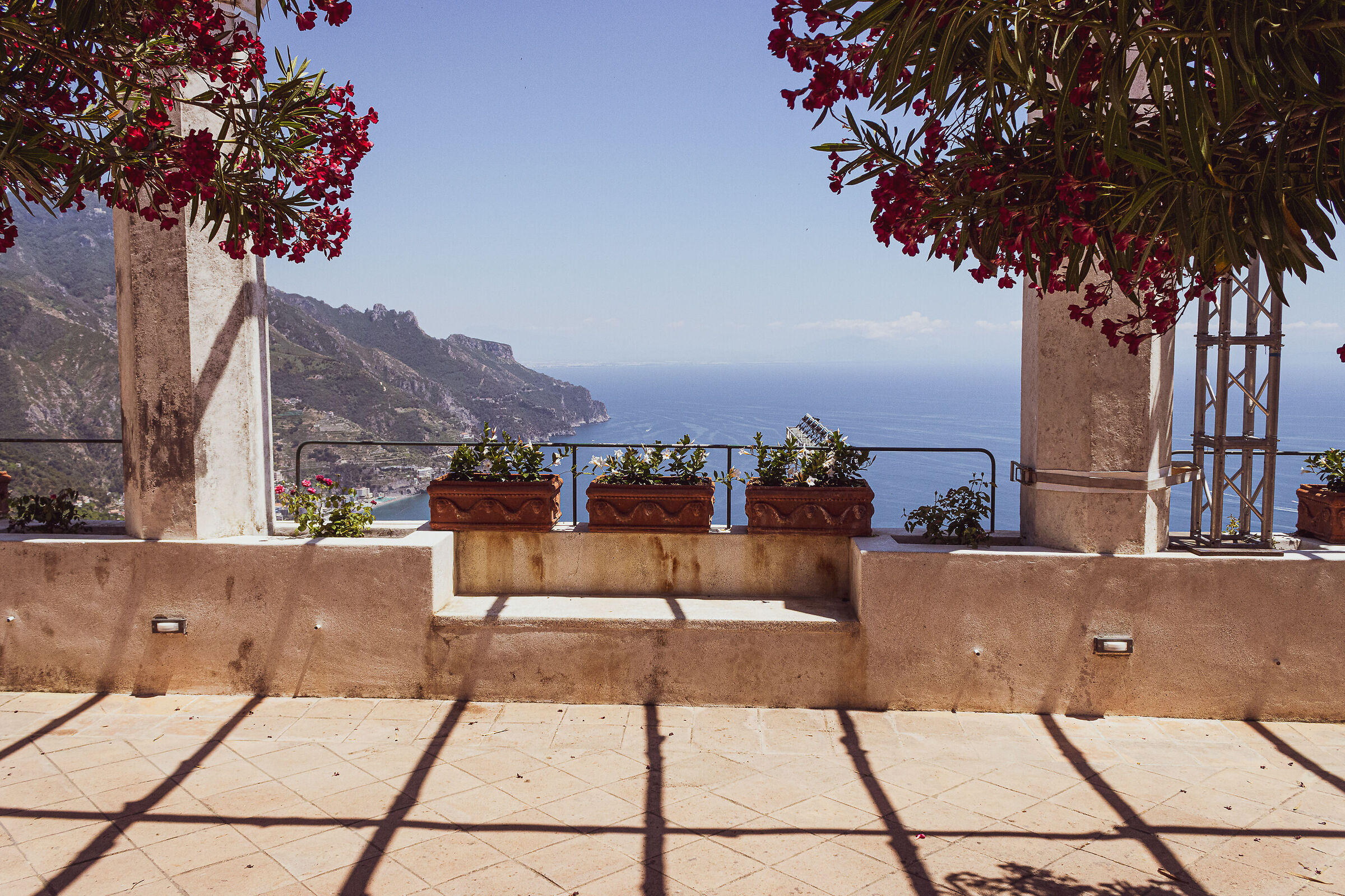 Una terrazza sul mare