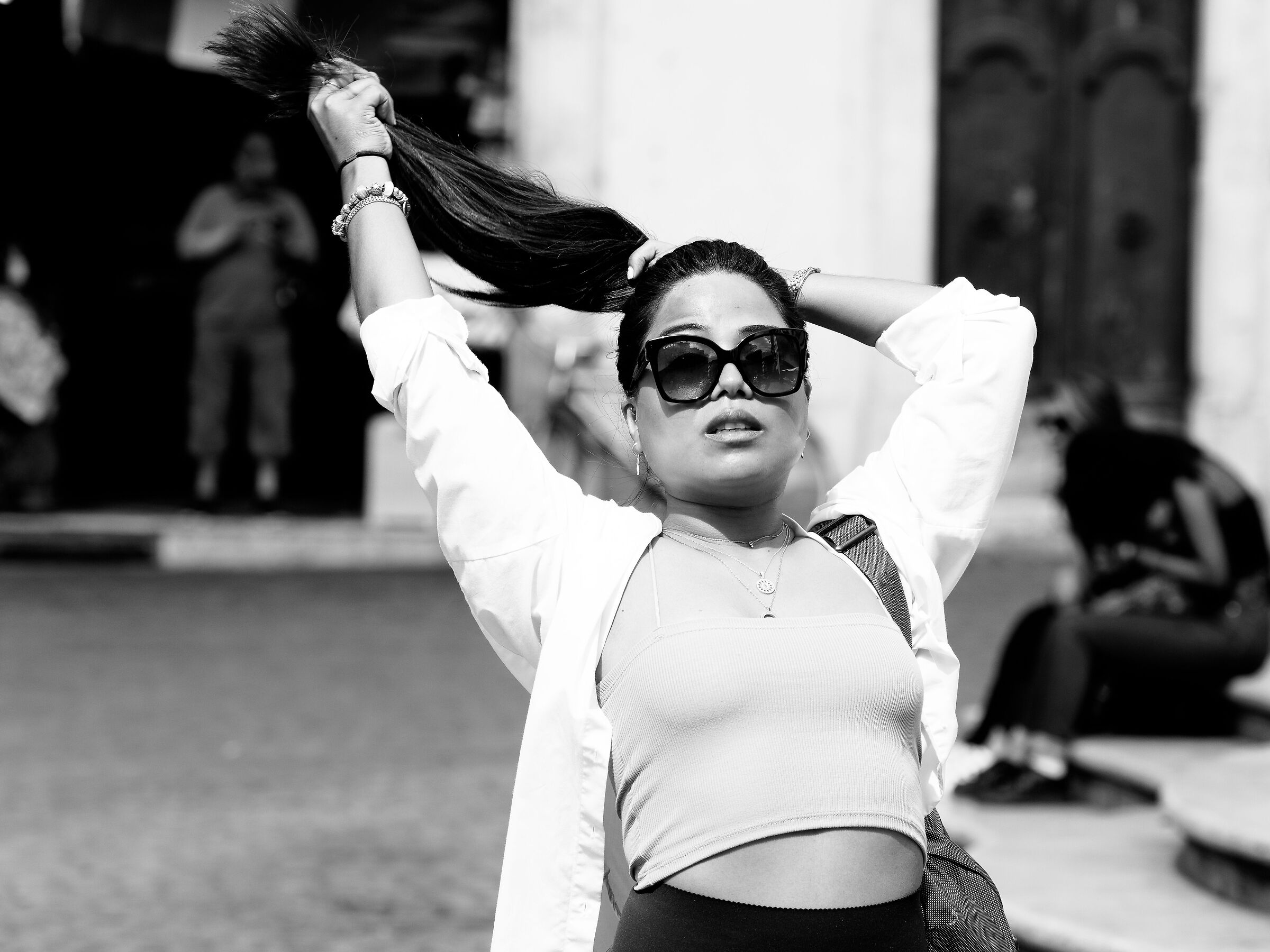 I fix my hair and arrive