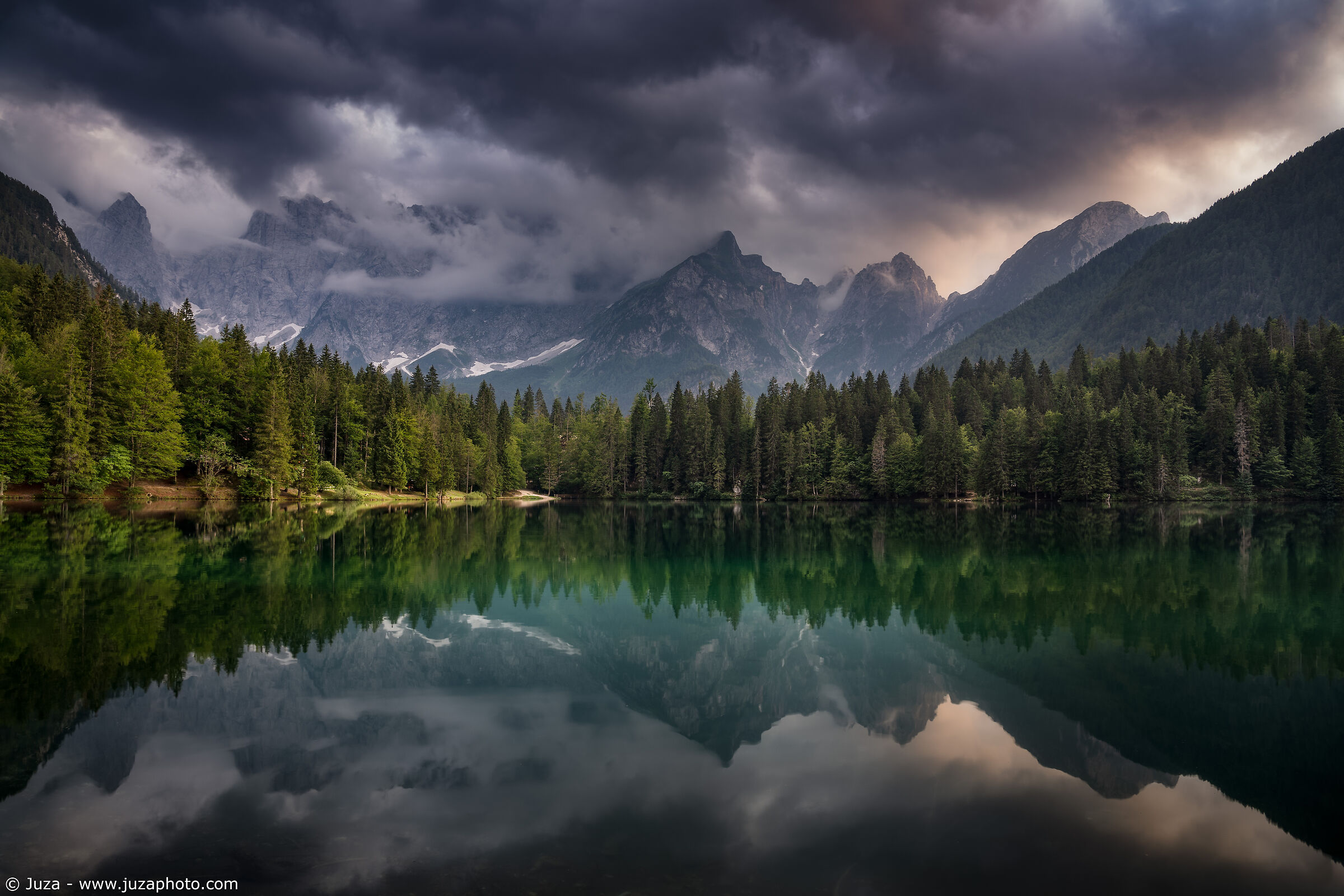 Tramonto al Lago di Fusine