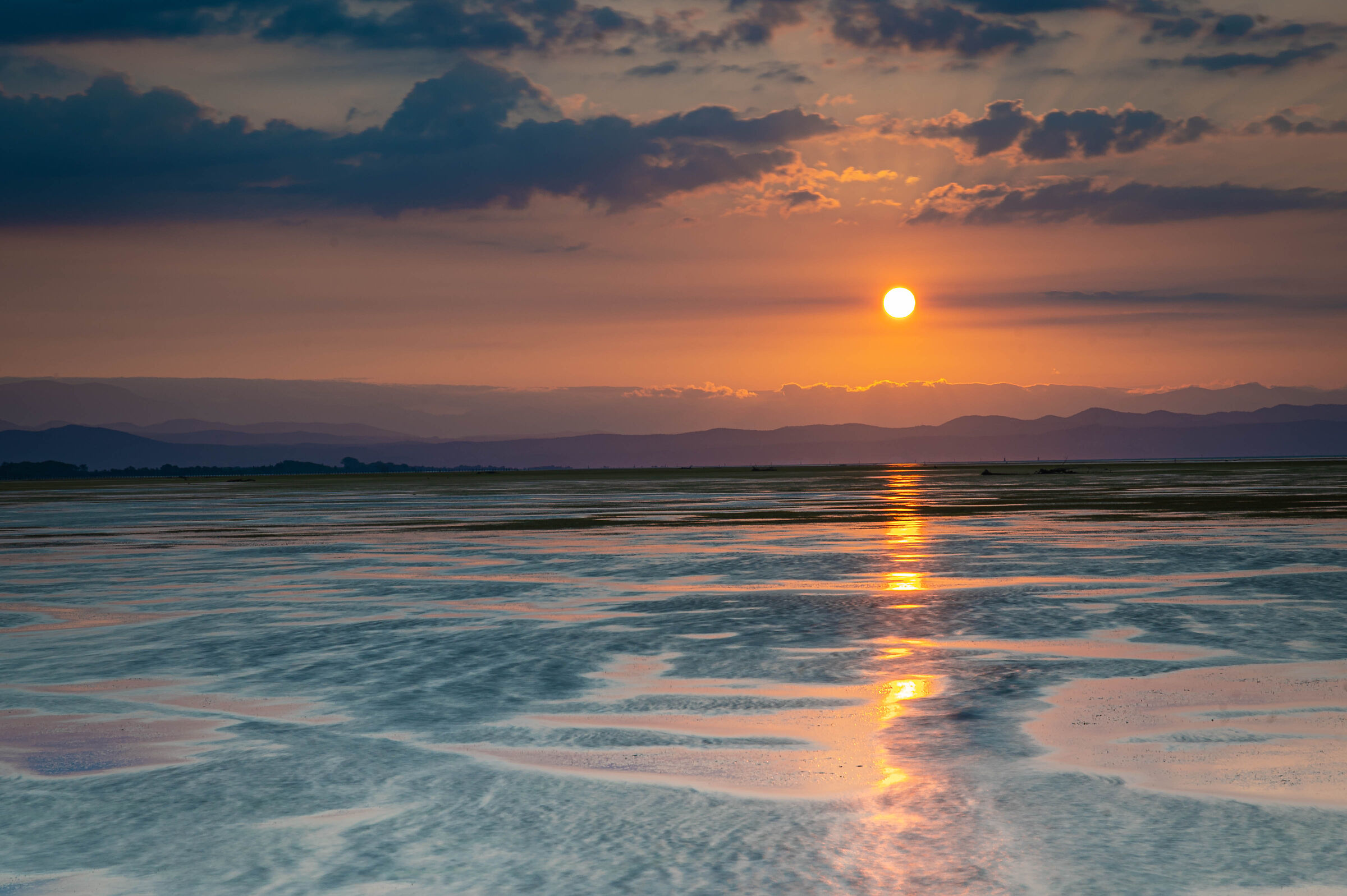 Alba sulla laguna di Grado