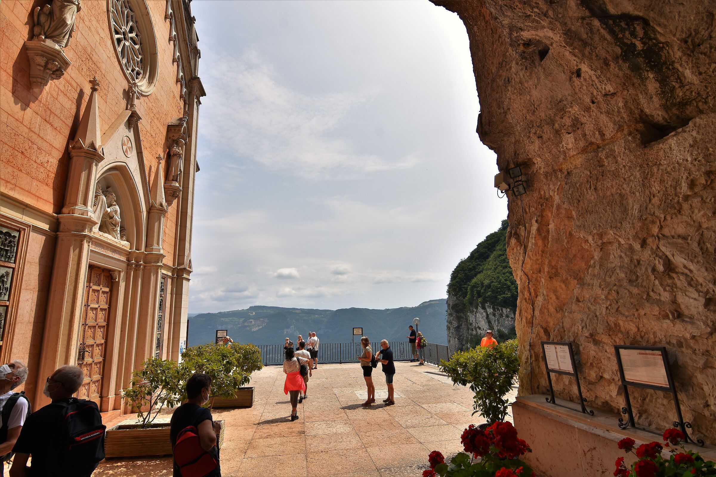 Our Lady of the Crown 2