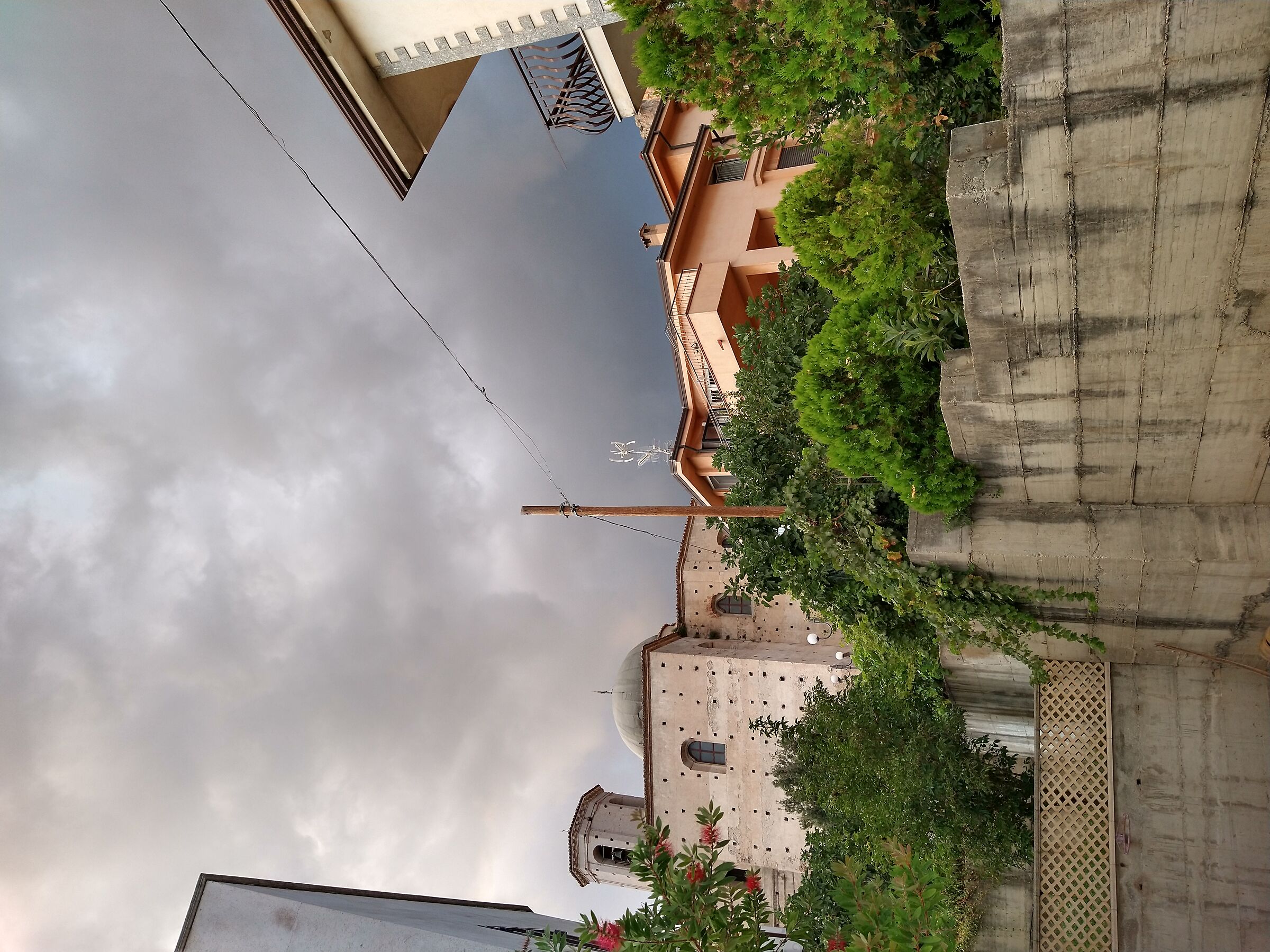 Incoming thunderstorm