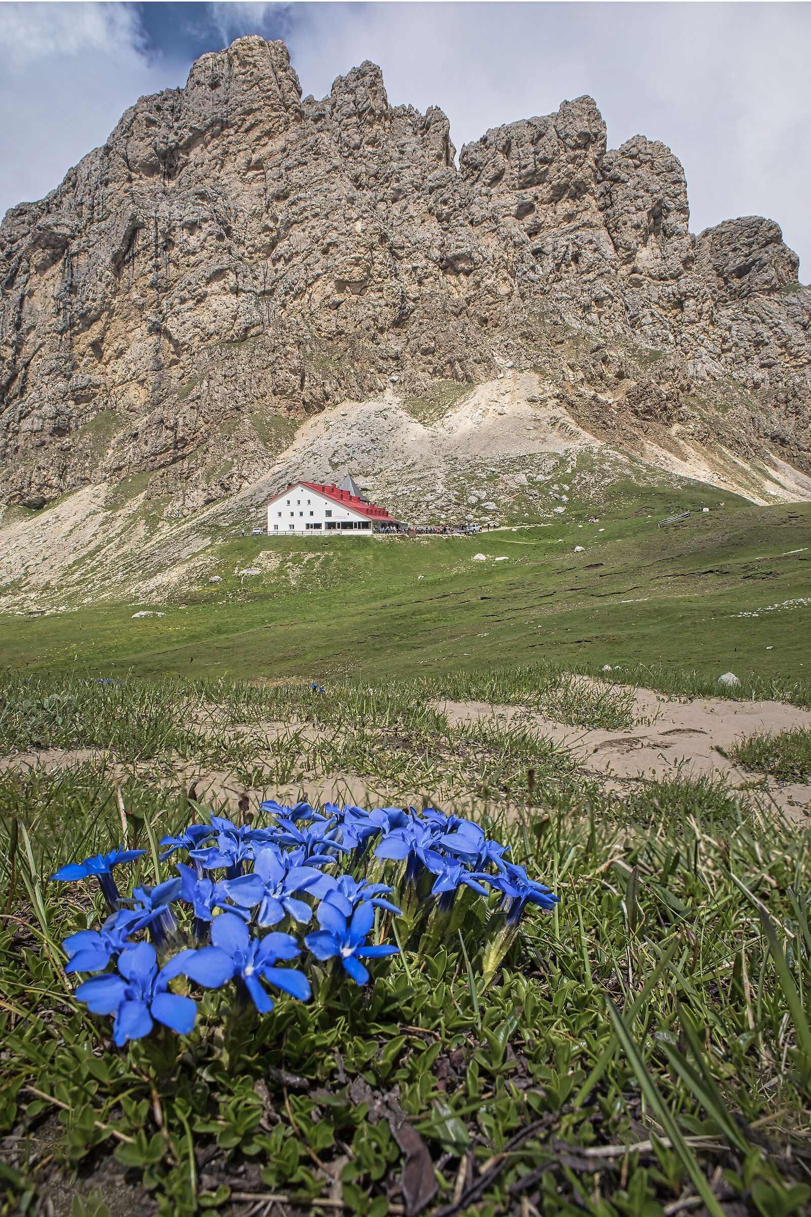 refuge Alpe di Tirres .......