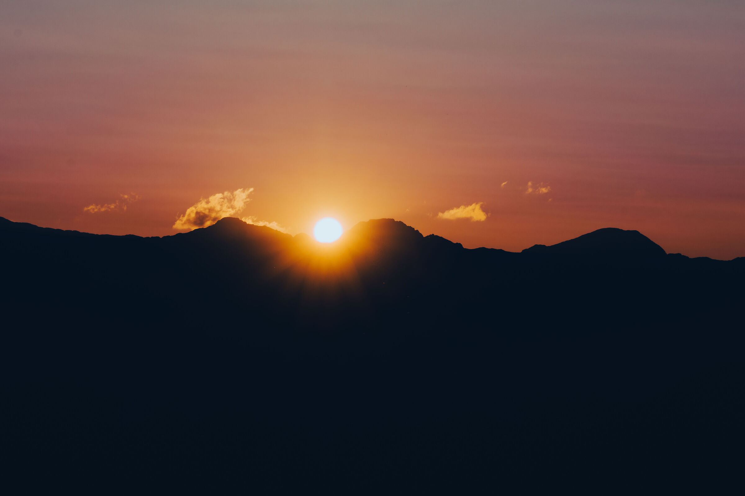 The sunset behind Mount Baldo