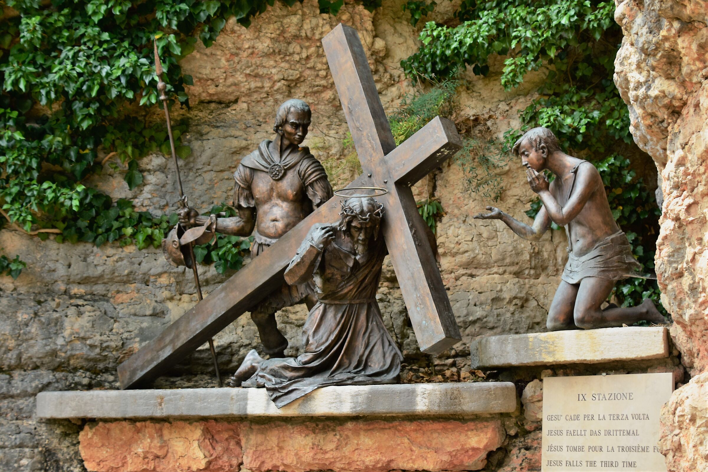 bronze way of the cross Madonna della Corona 2