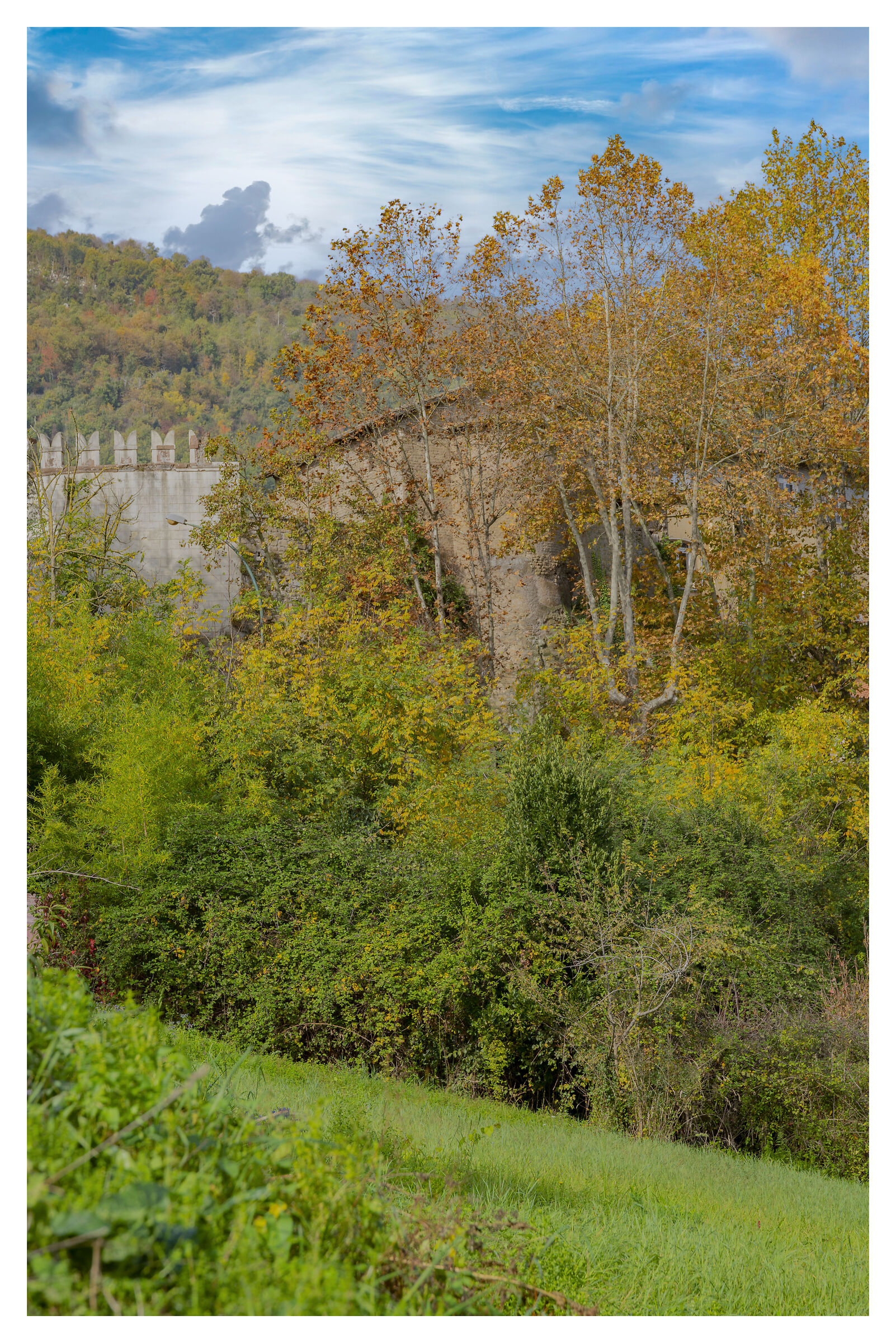 Glimpse of the walls