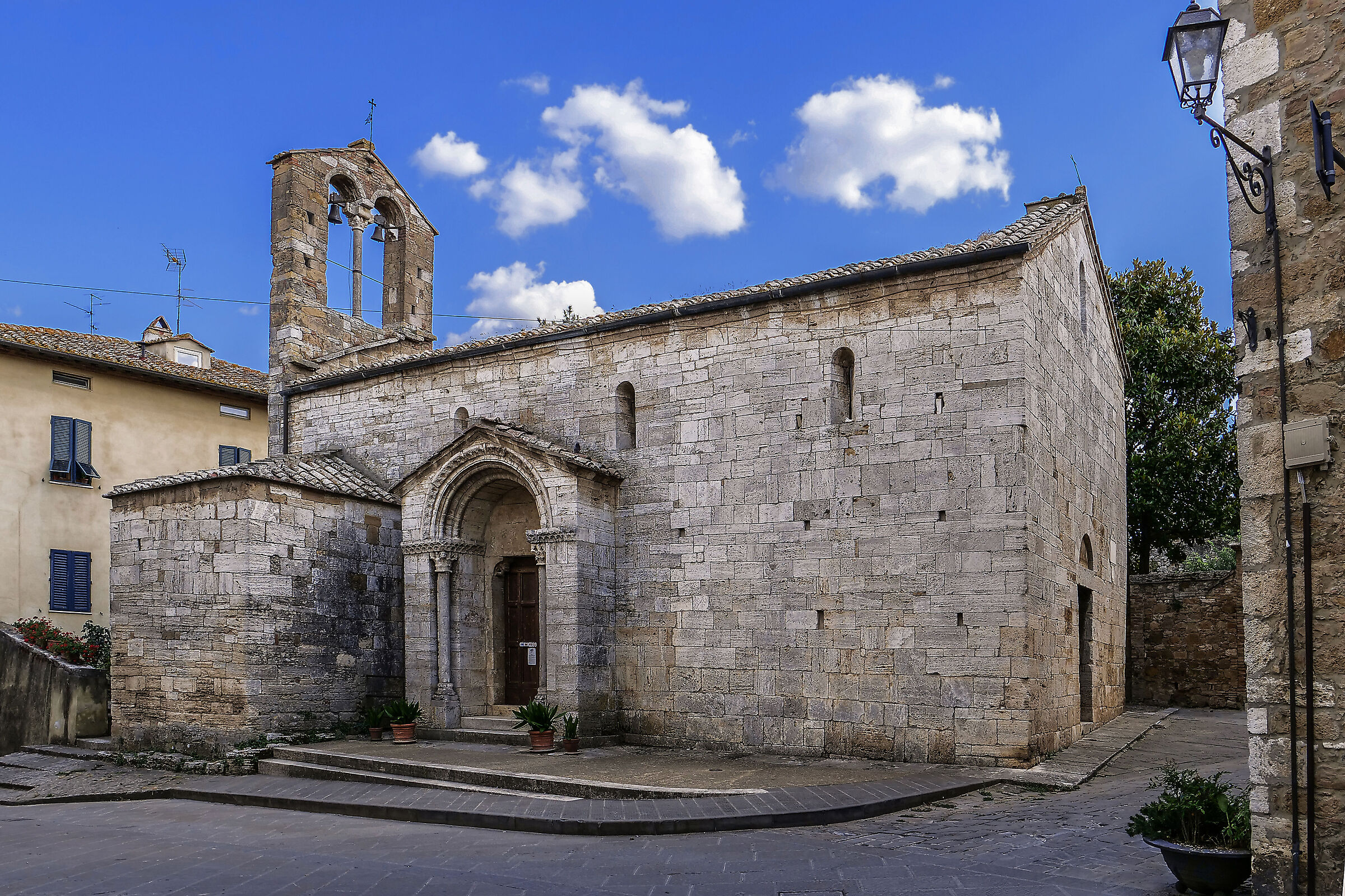 Chiesa di Santa Maria Assunta a San Quirico d'Orcia